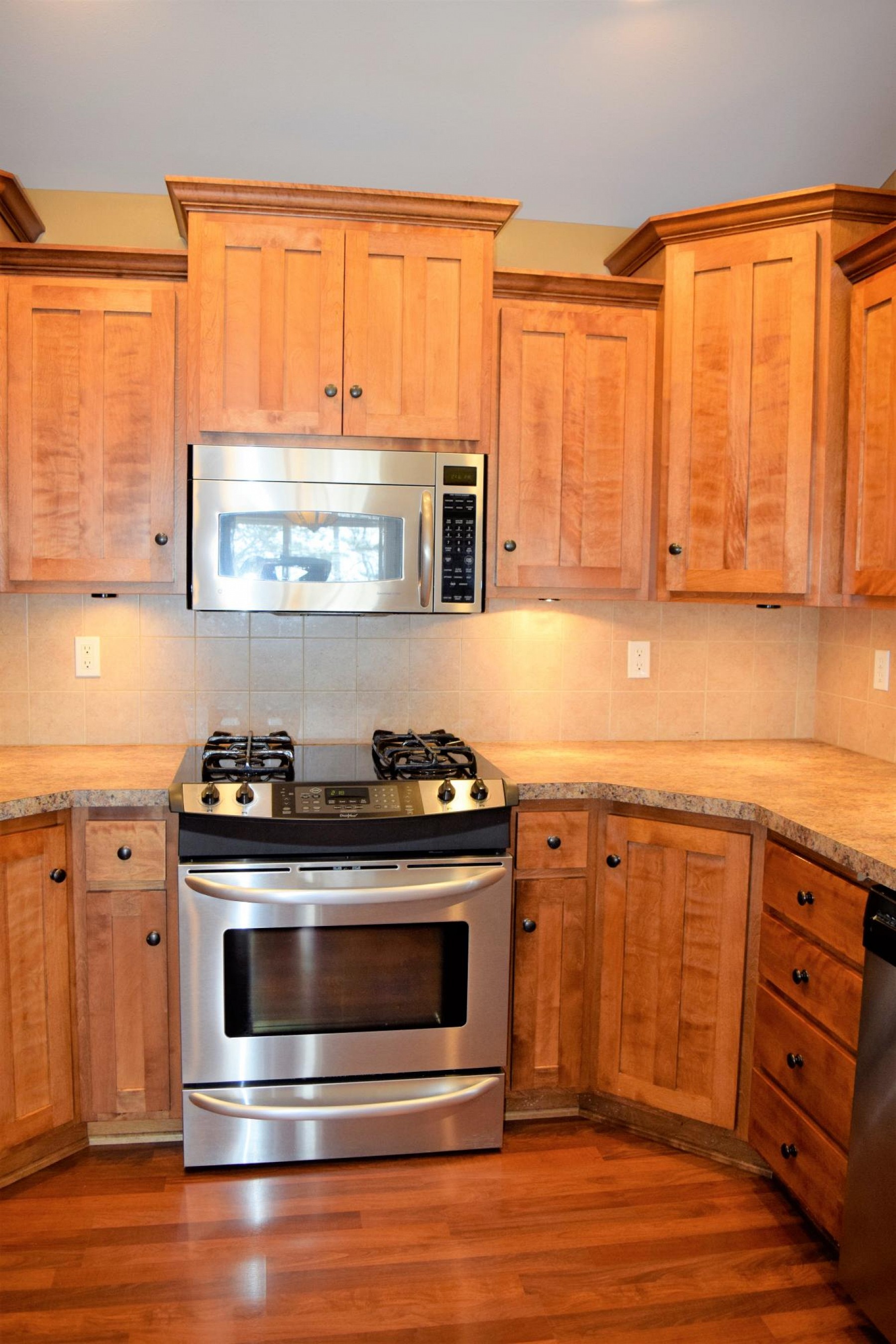 1814 Overlook Ridge Road, Brookings, SD 57006