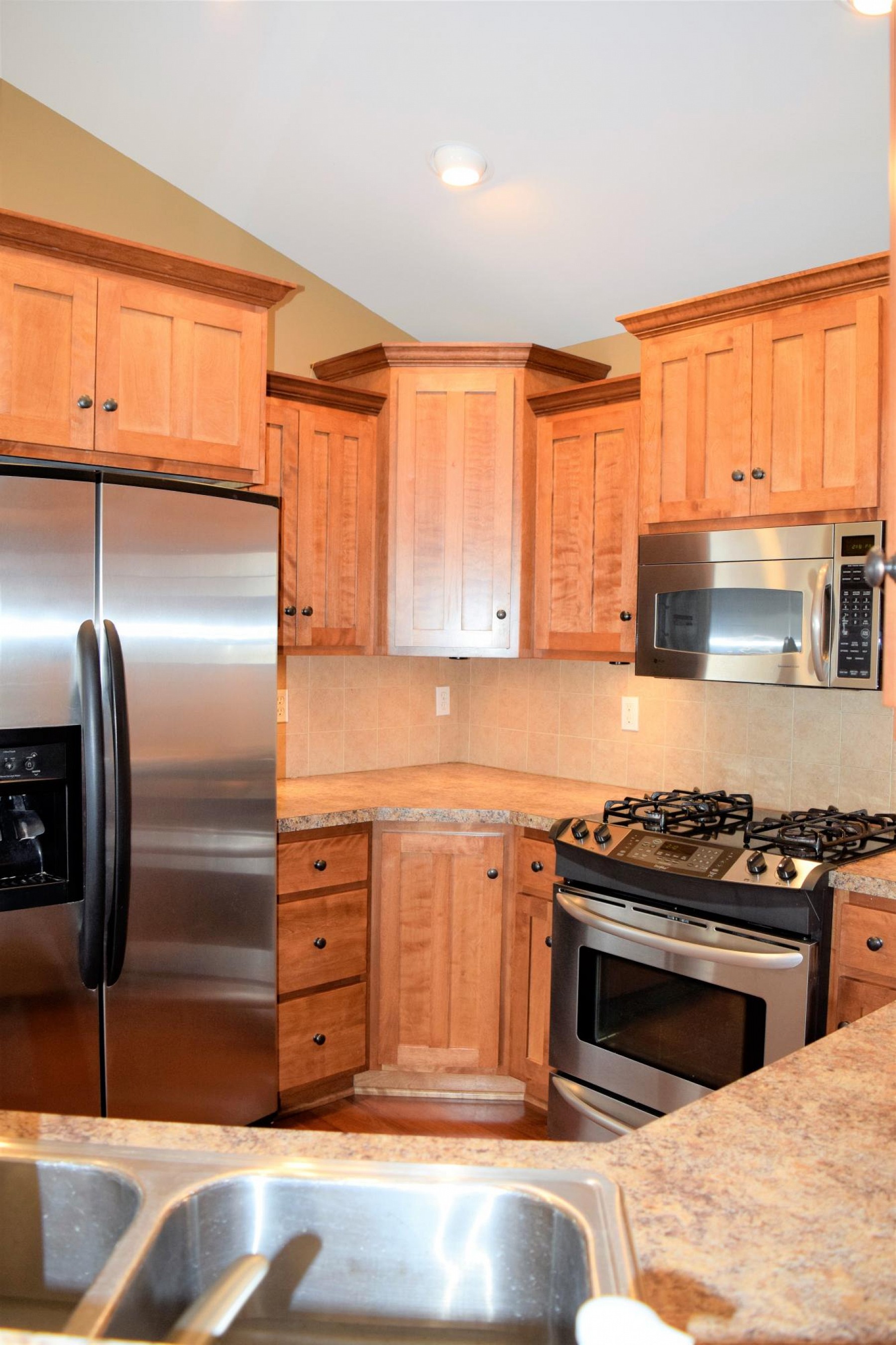 1814 Overlook Ridge Road, Brookings, SD 57006