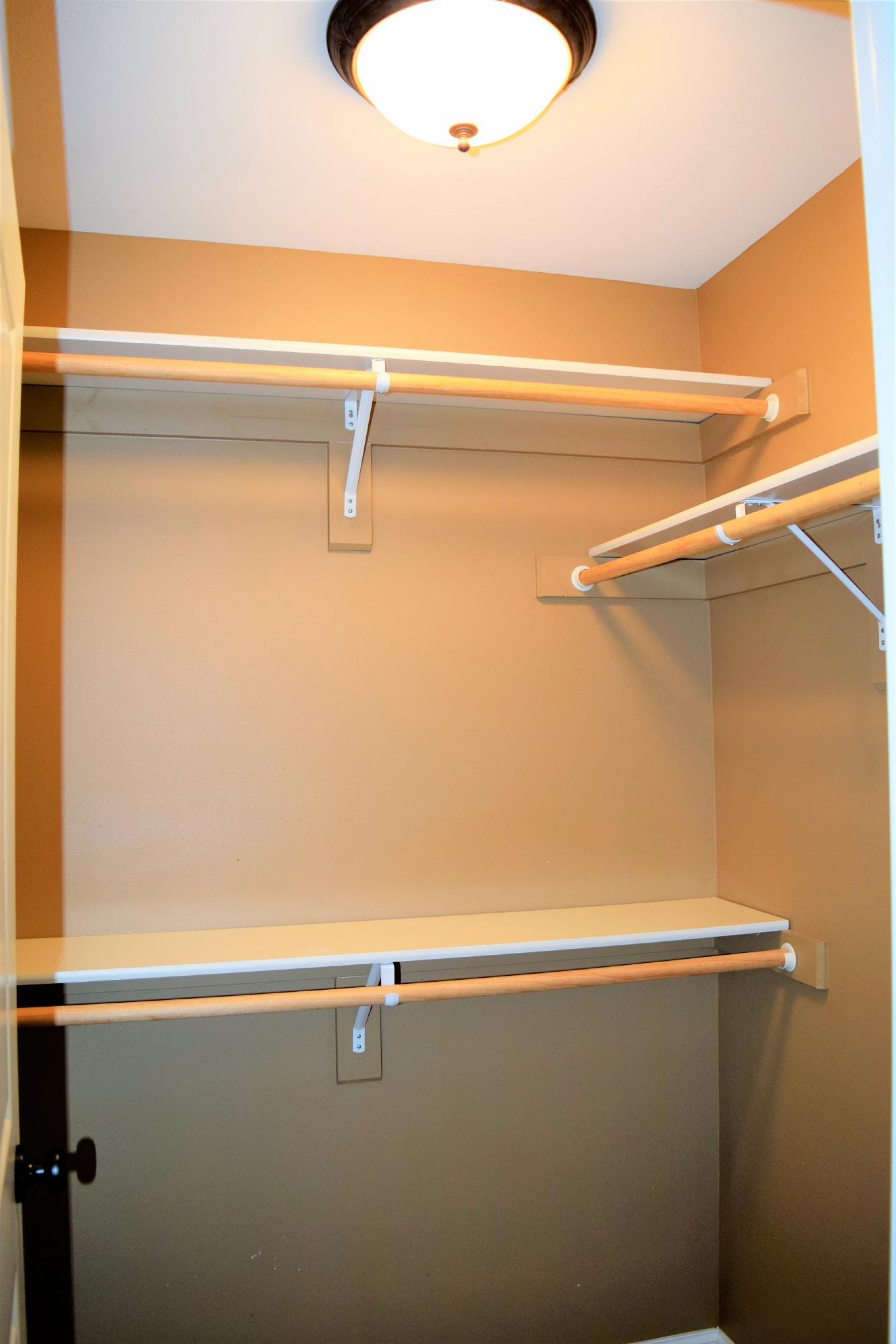 1814 Overlook Ridge Road, Brookings, SD 57006