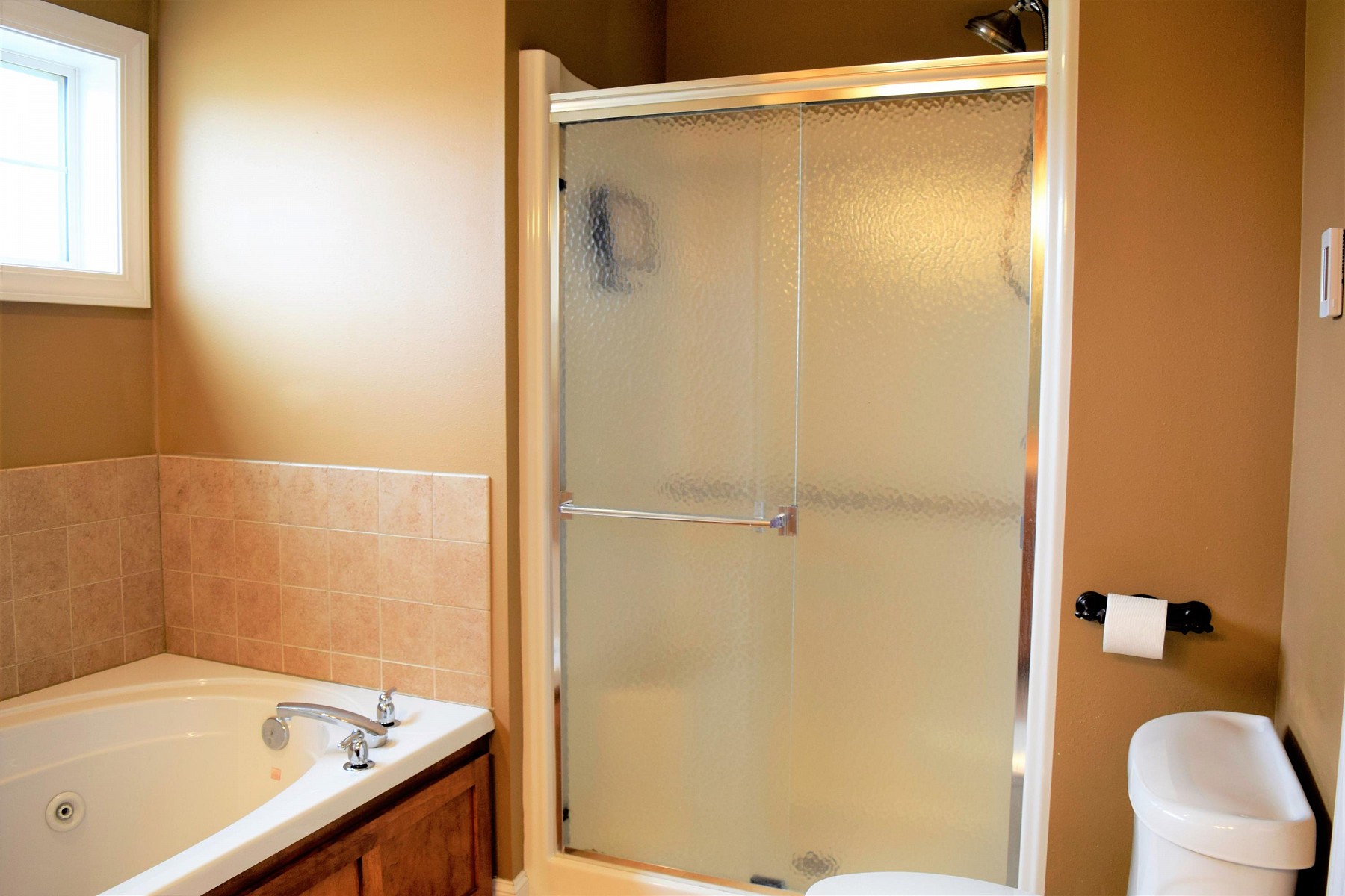 1814 Overlook Ridge Road, Brookings, SD 57006