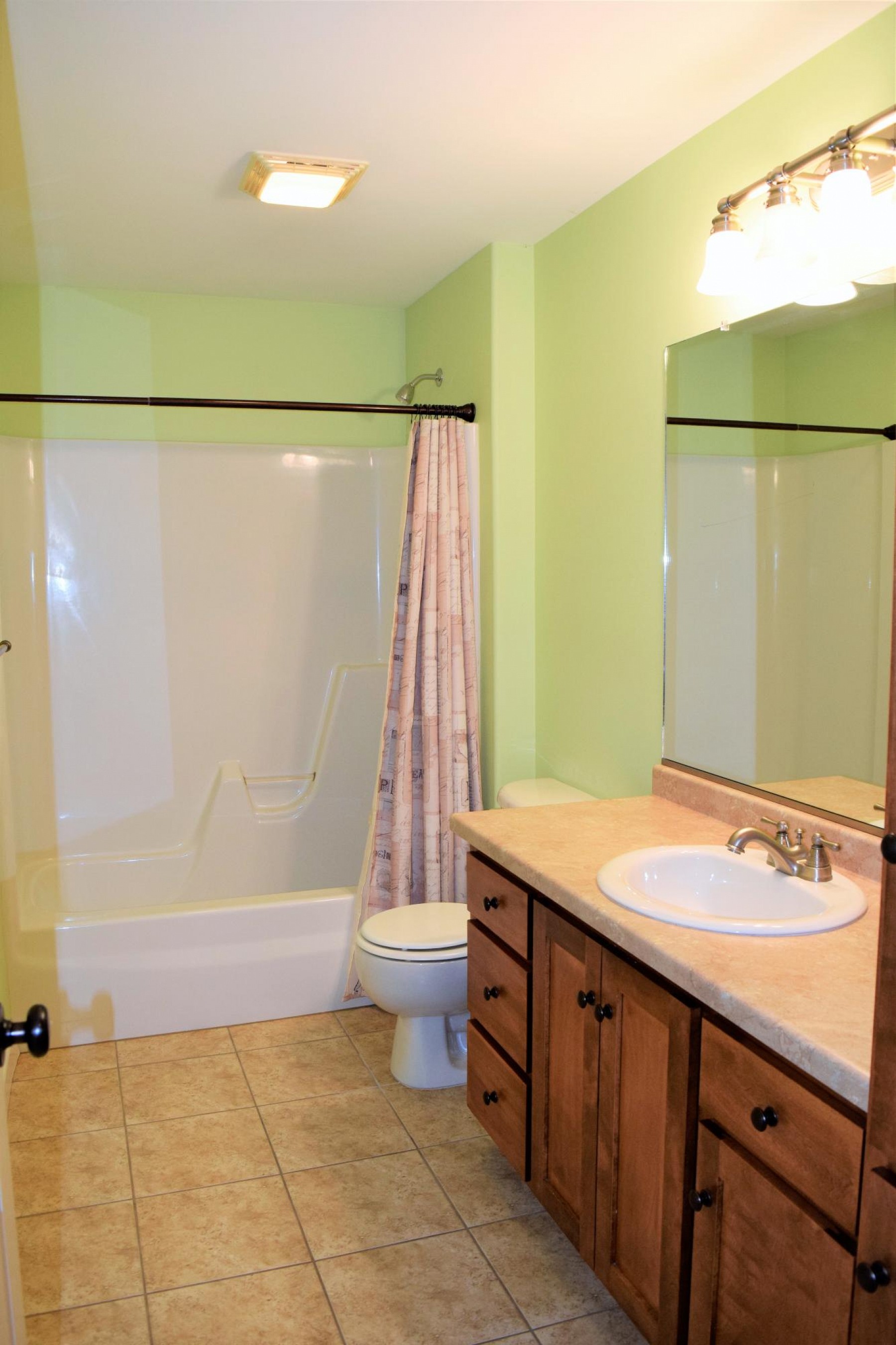 1814 Overlook Ridge Road, Brookings, SD 57006