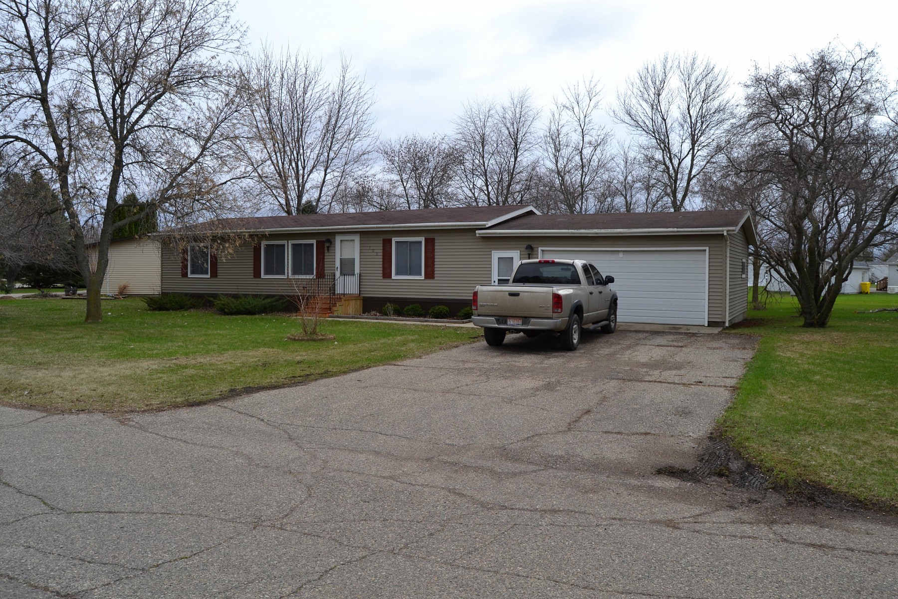406 Wye Mesa Street, Brookings, SD 57006