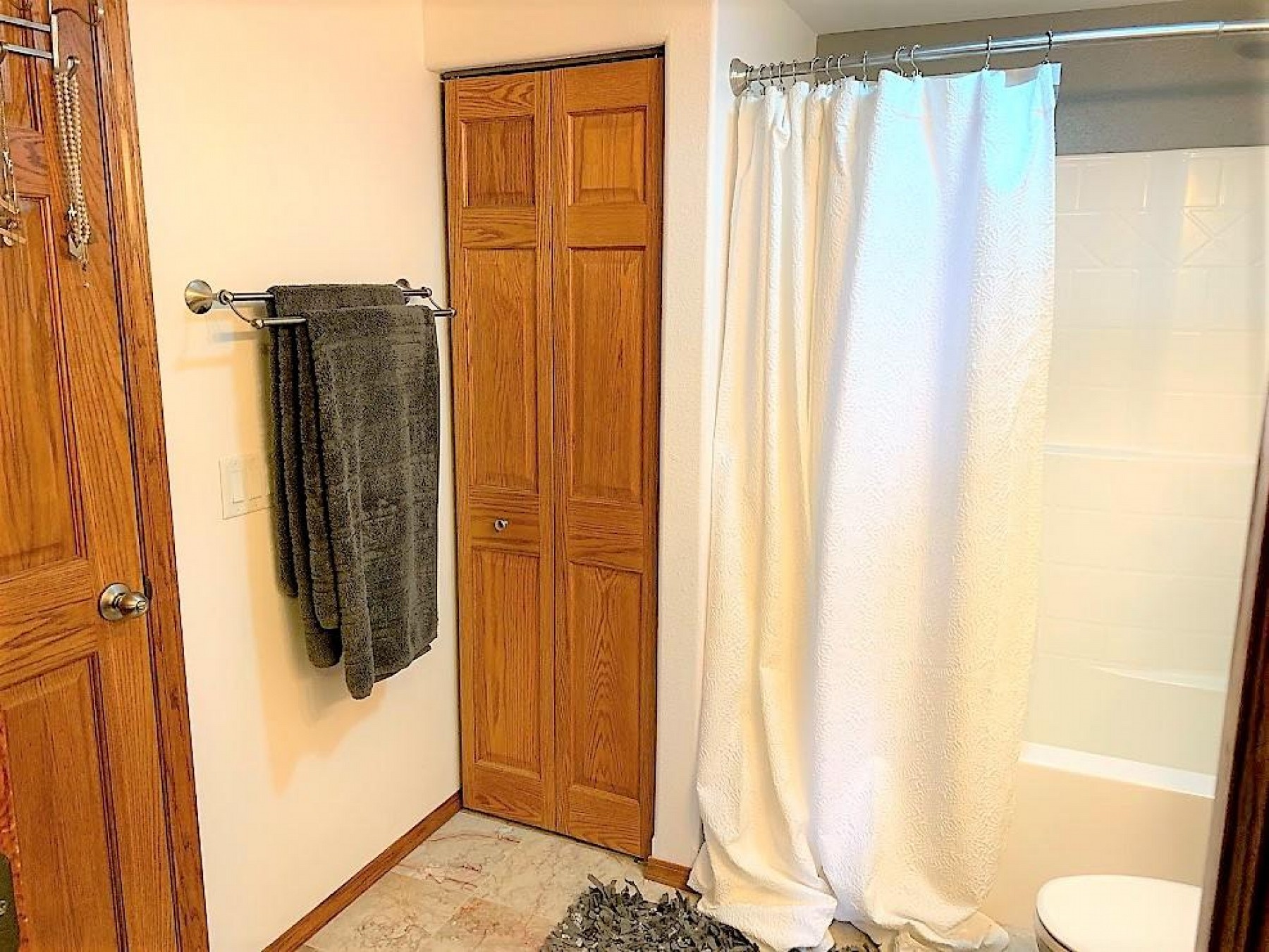 1811 Sawgrass Circle, Brookings, SD 57006