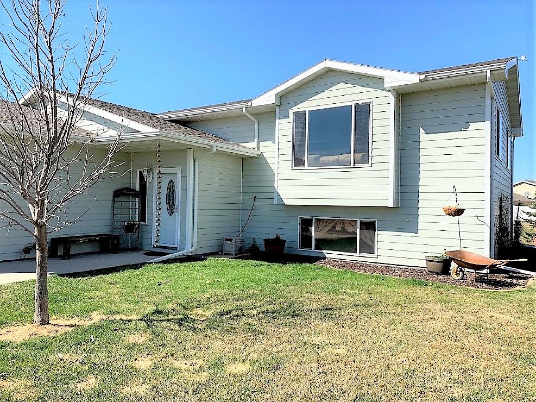 1811 Sawgrass Circle, Brookings, SD 57006