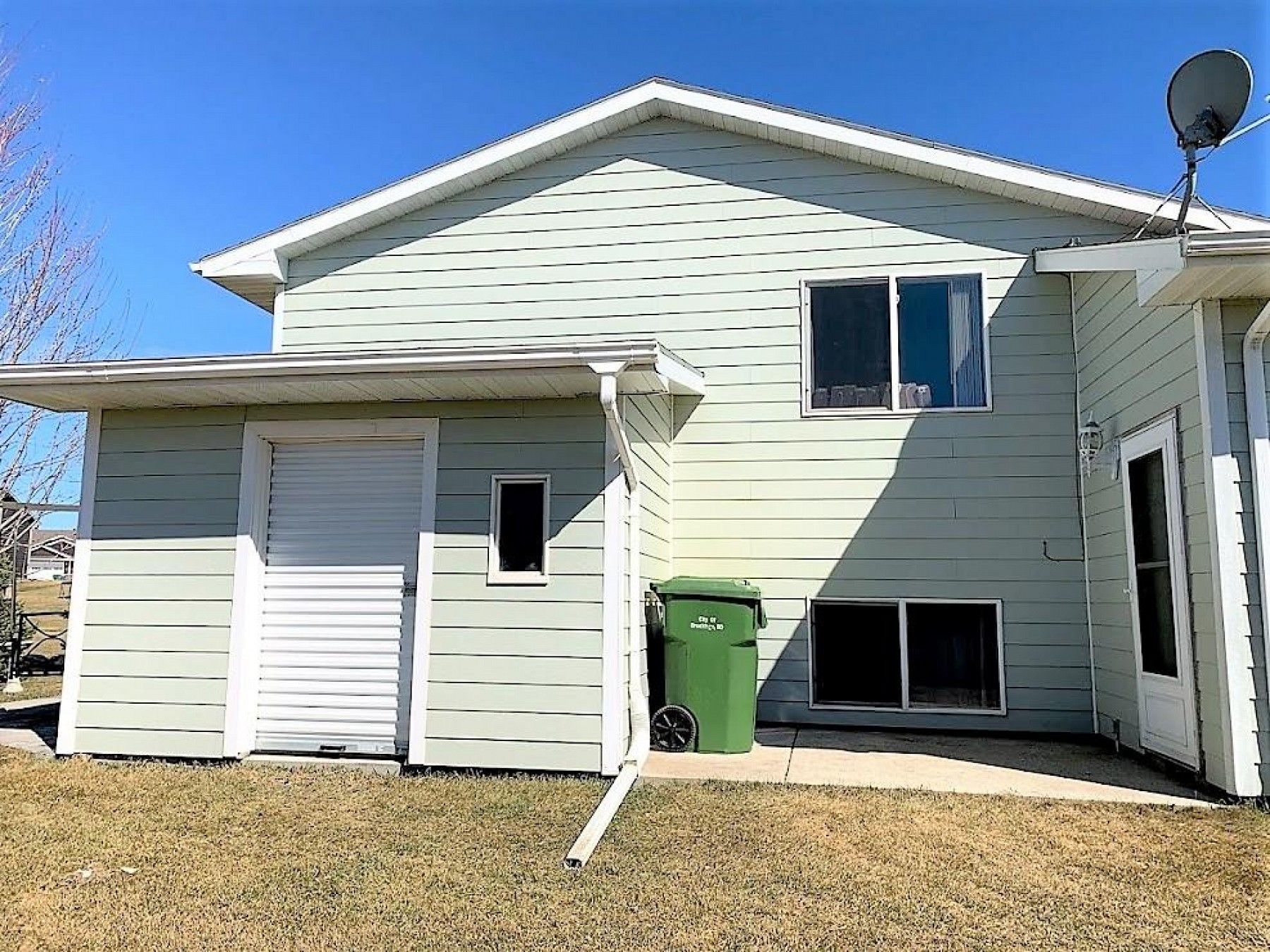 1811 Sawgrass Circle, Brookings, SD 57006