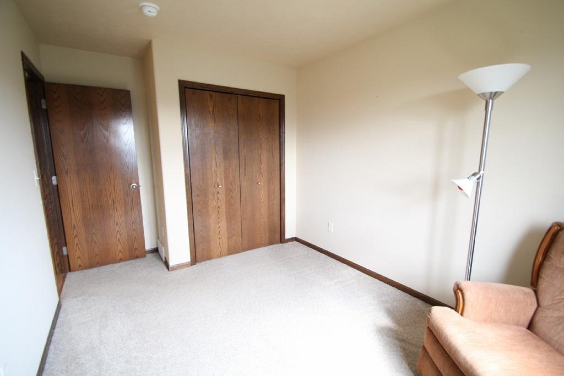 120 Twin Oaks Lane, Brookings, SD 57006