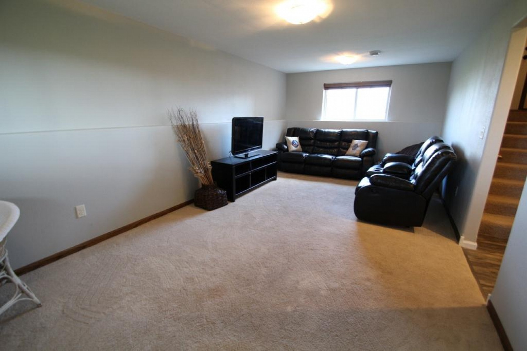 120 Twin Oaks Lane, Brookings, SD 57006