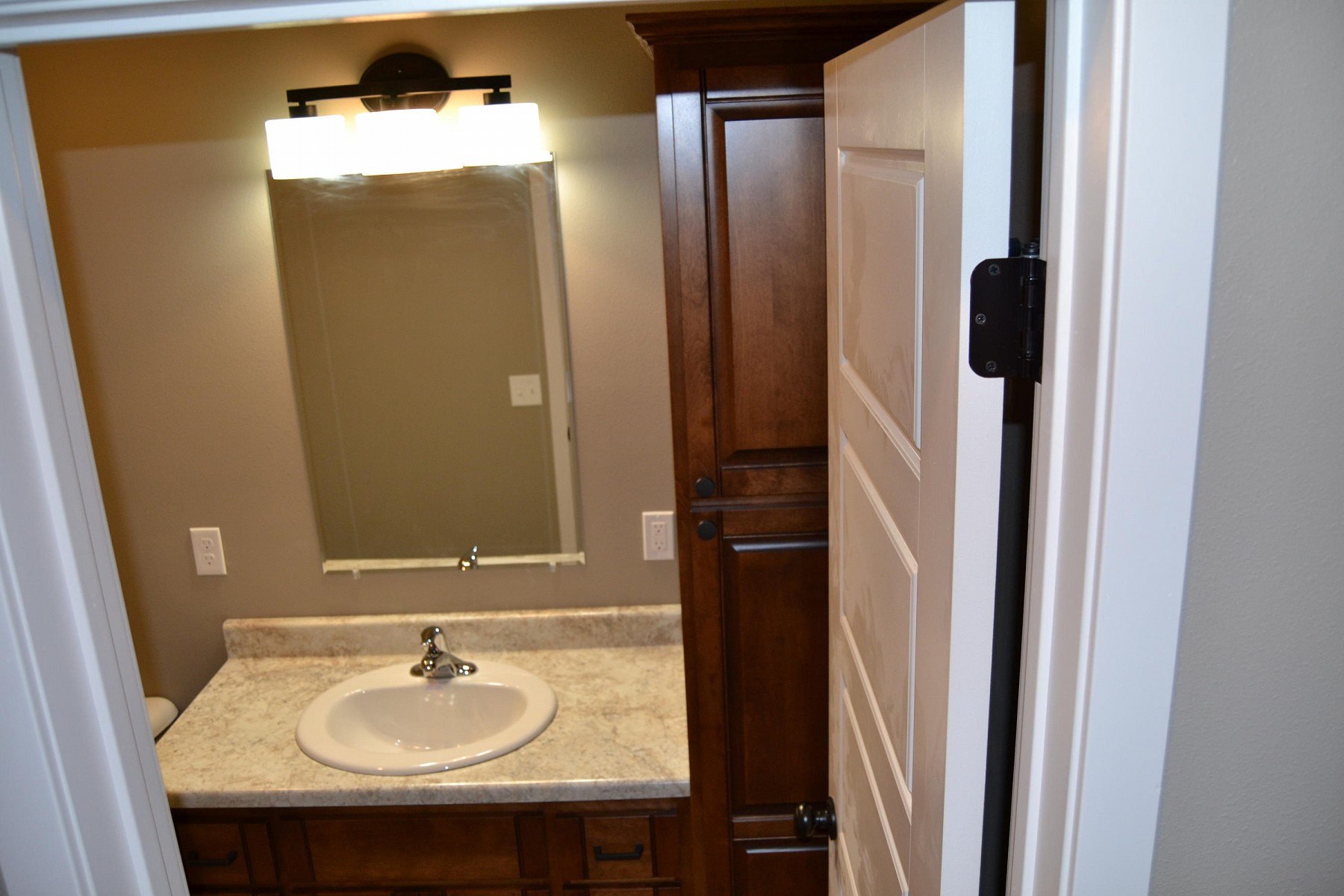 212 Birch Avenue, Aurora, SD 57002