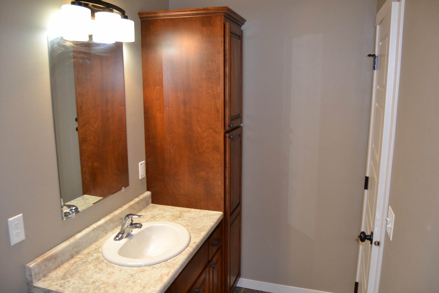 212 Birch Avenue, Aurora, SD 57002