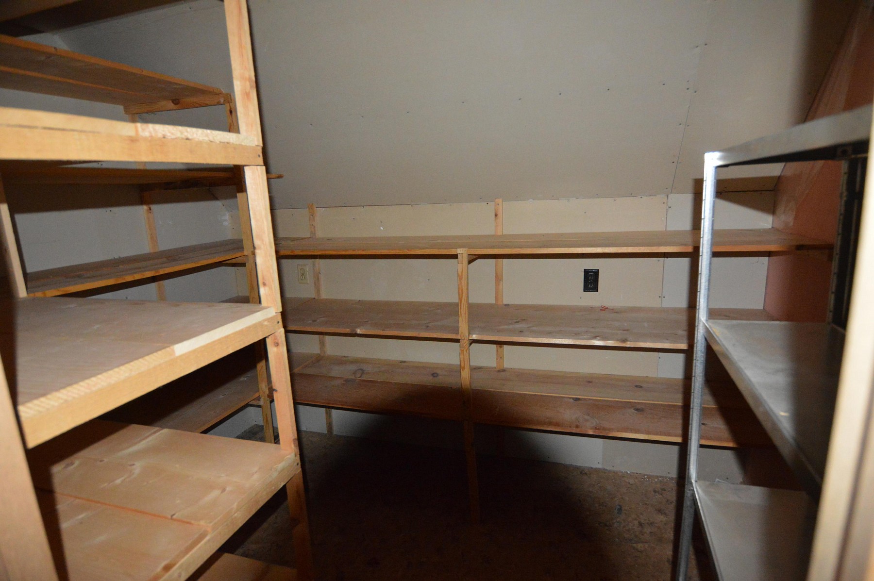 22542 SD Hwy 37 Highway, Woonsocket, SD 57385