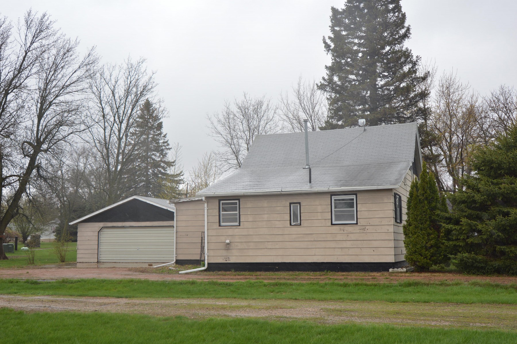 405 3rd Street, Arlington, SD 57212