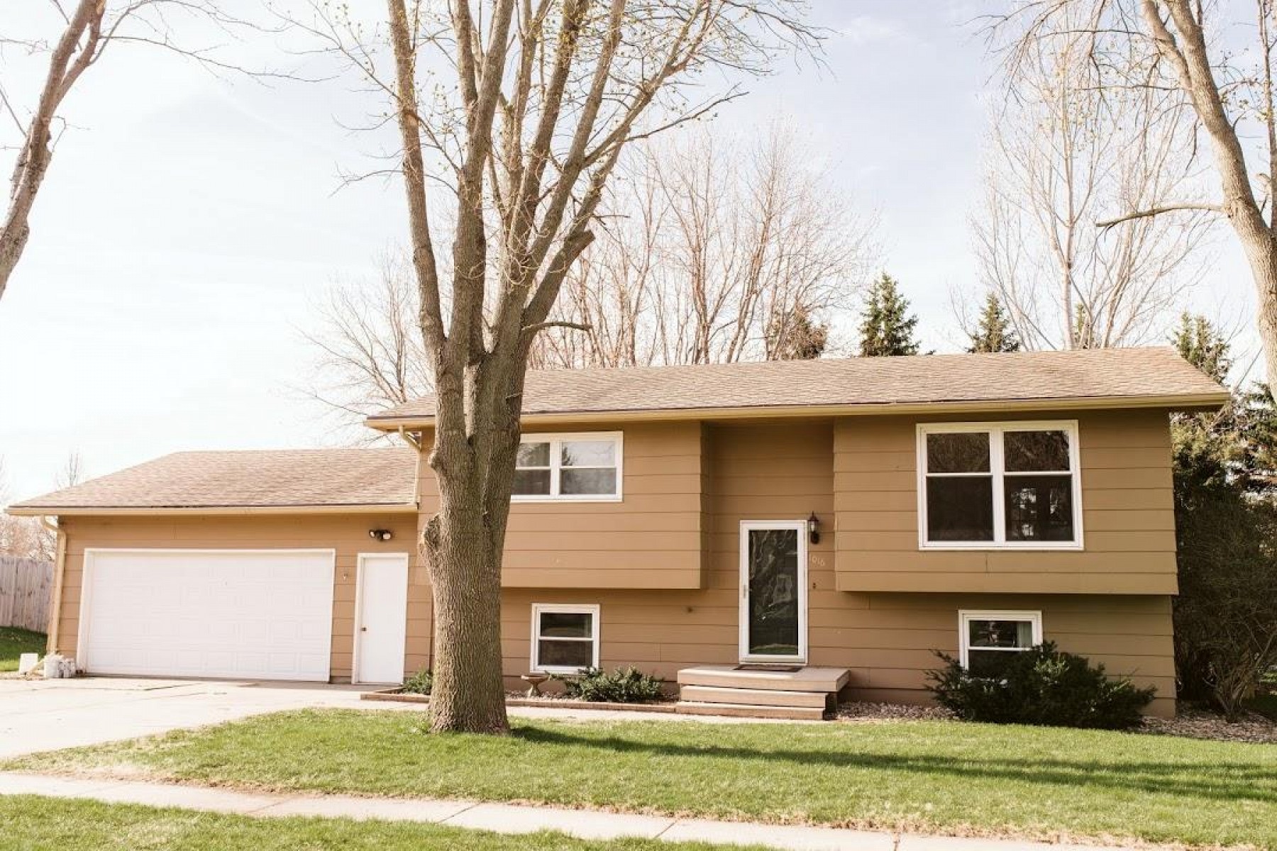 1016 12th Street S, Brookings, SD 57006