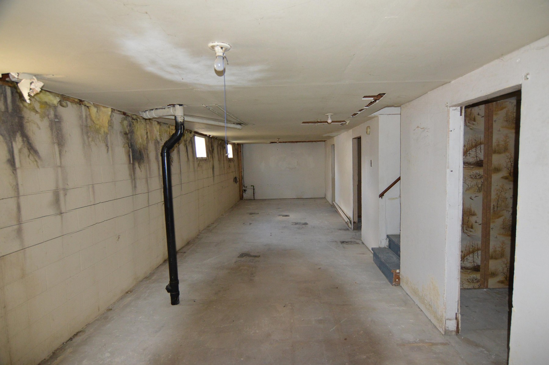 610 3rd Street NW, Madison, SD 57042