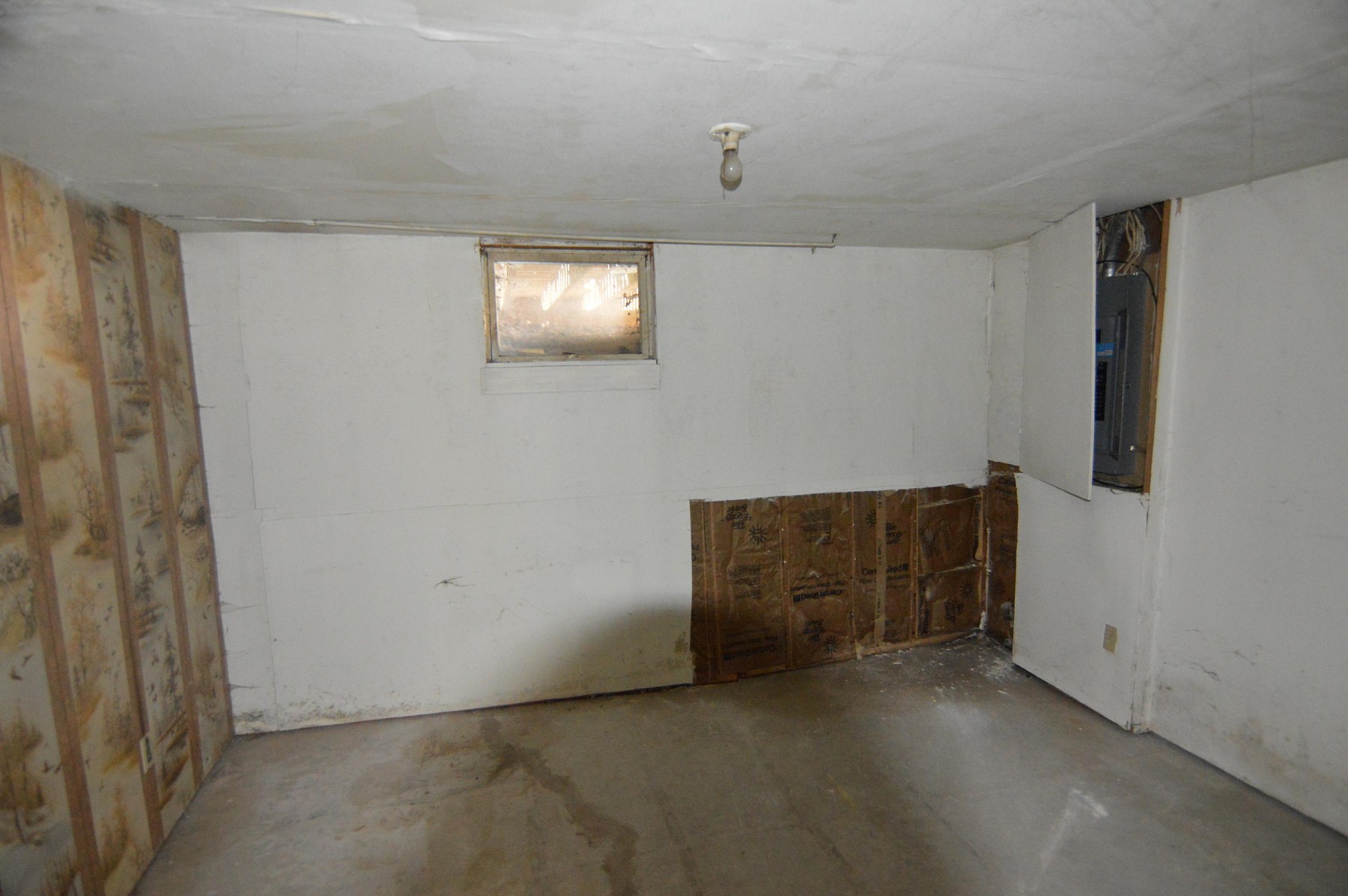 610 3rd Street NW, Madison, SD 57042