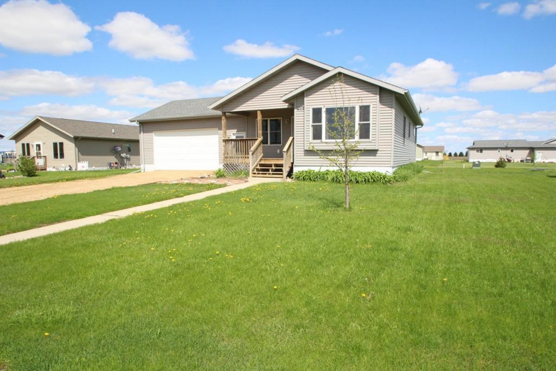 402 Nicki Street, Elkton, SD 57026
