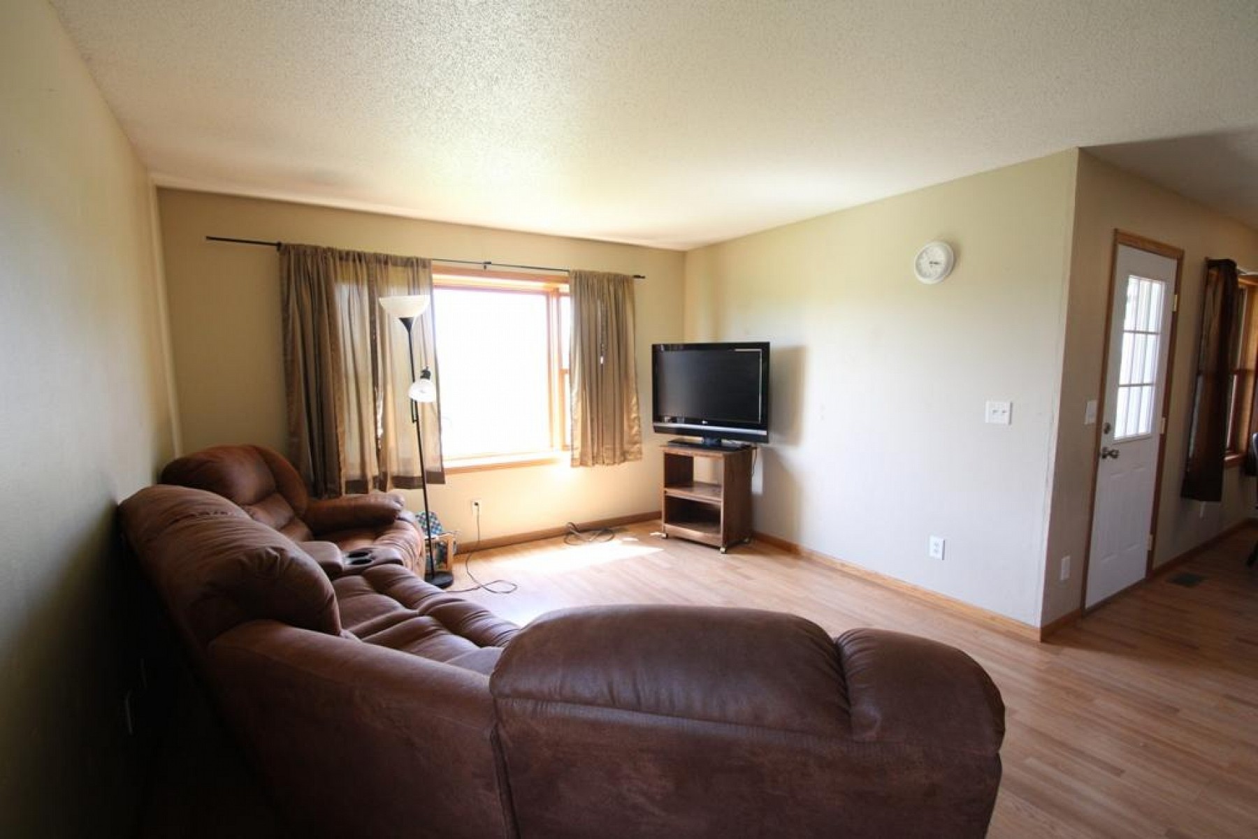 402 Nicki Street, Elkton, SD 57026