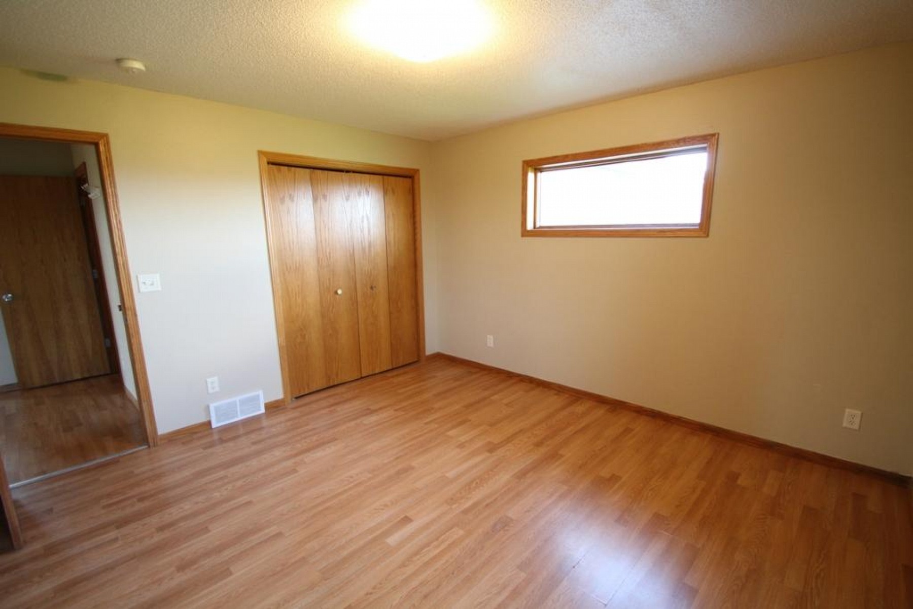 402 Nicki Street, Elkton, SD 57026