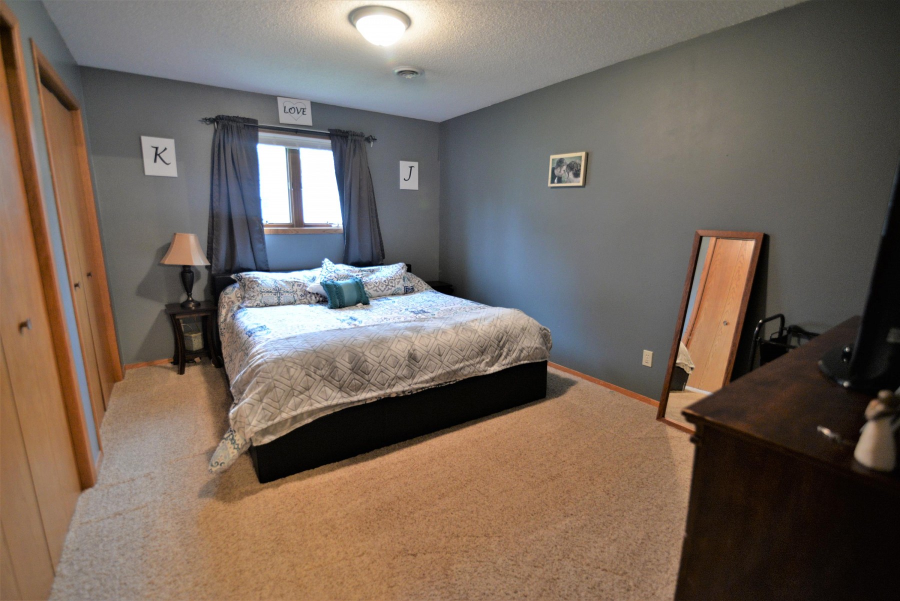 105 Jefferson Avenue, Volga, SD 57071