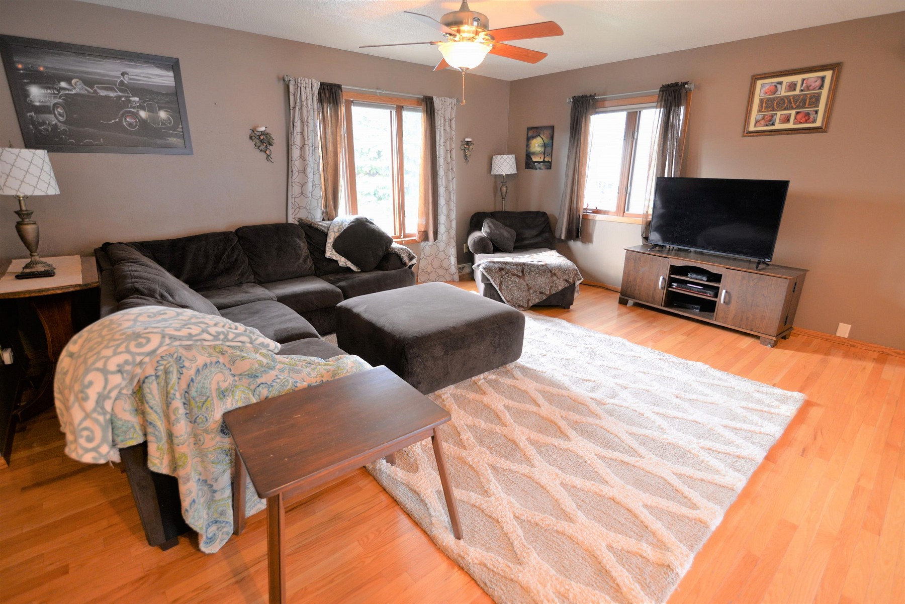 105 Jefferson Avenue, Volga, SD 57071