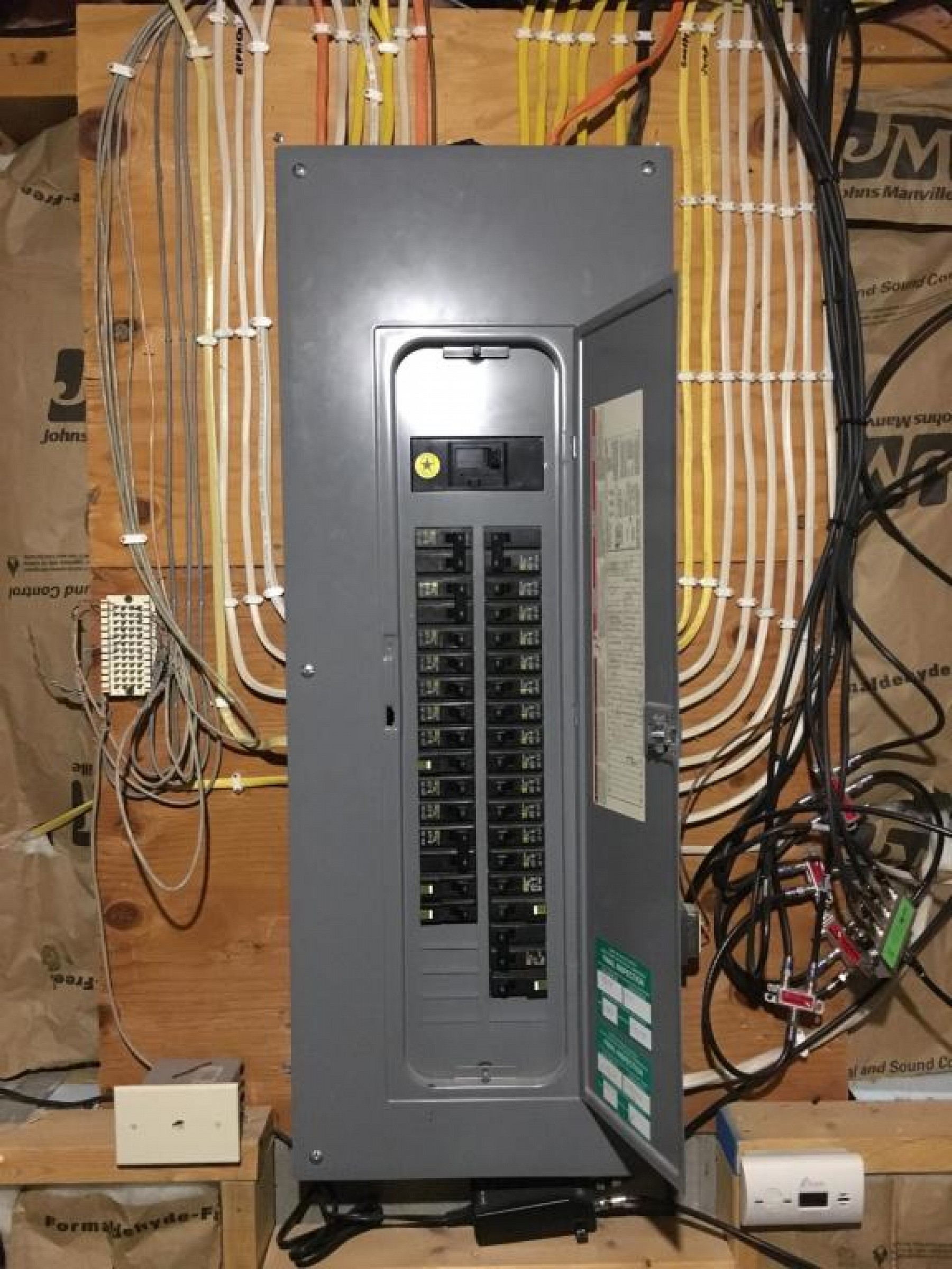 2221 Rhonda Road, Brookings, SD 57006