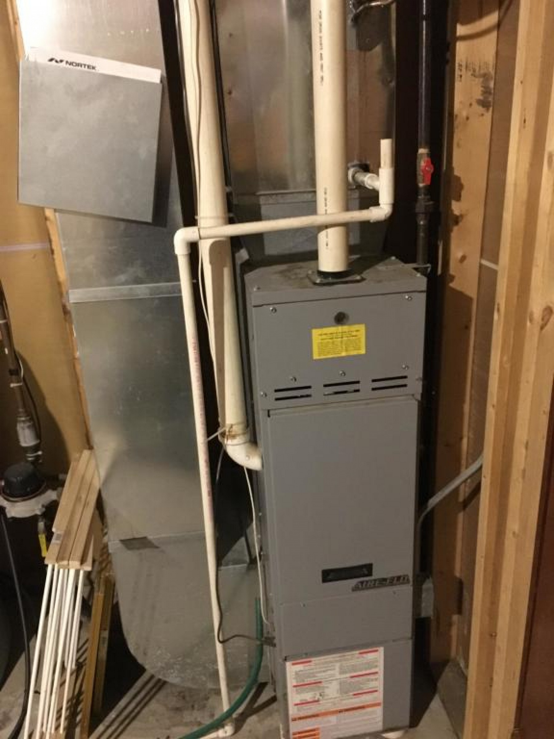 2221 Rhonda Road, Brookings, SD 57006