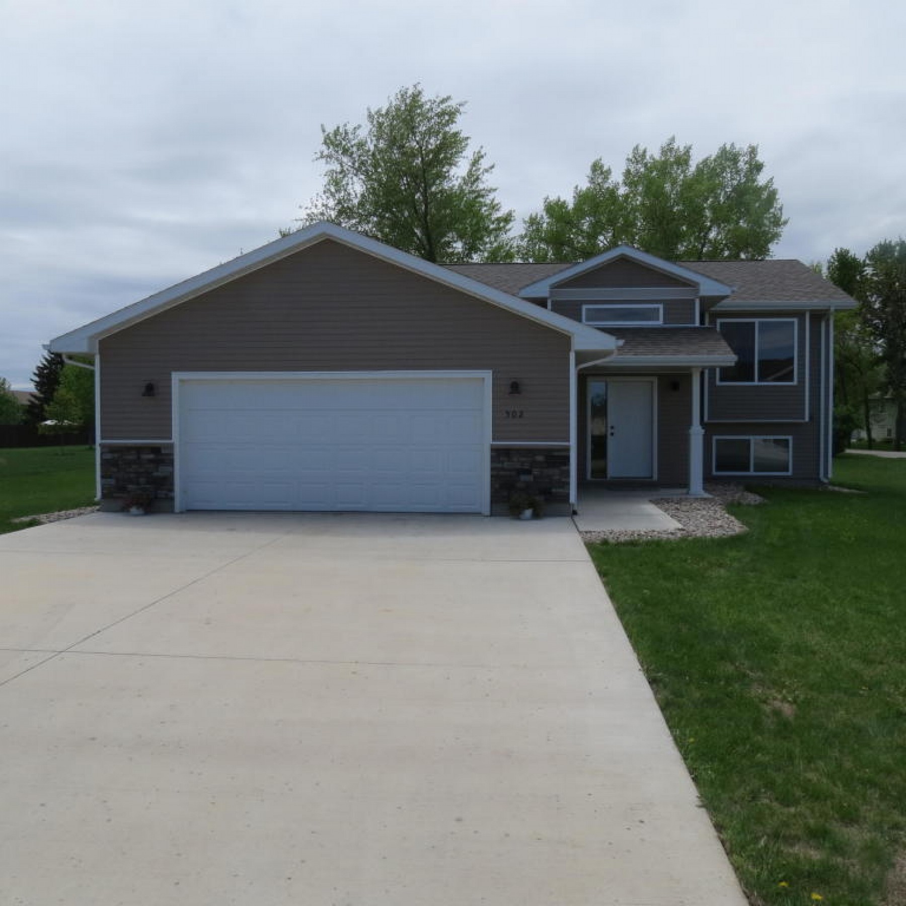 502 Lovejoy Lane, Aurora, SD 57002