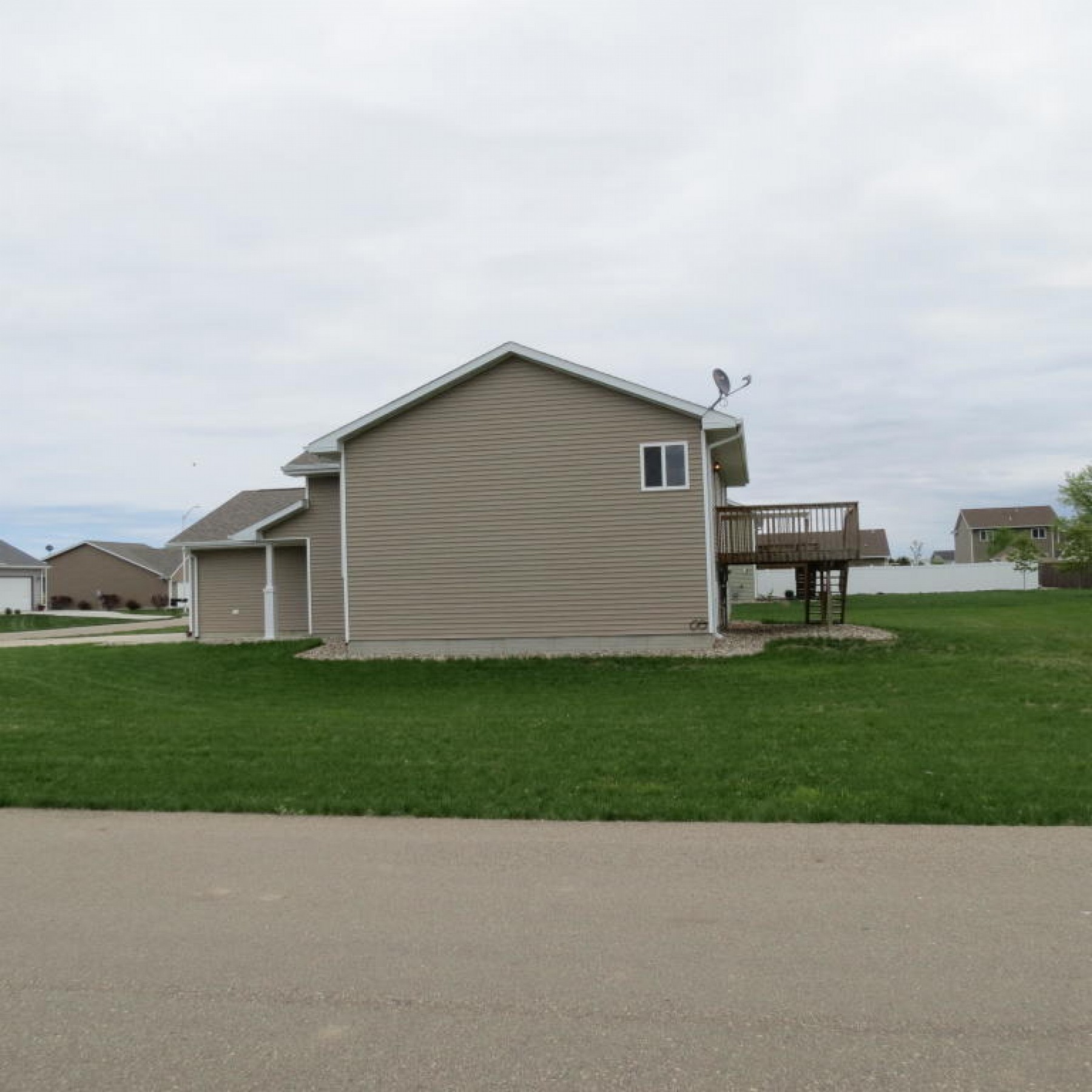 502 Lovejoy Lane, Aurora, SD 57002
