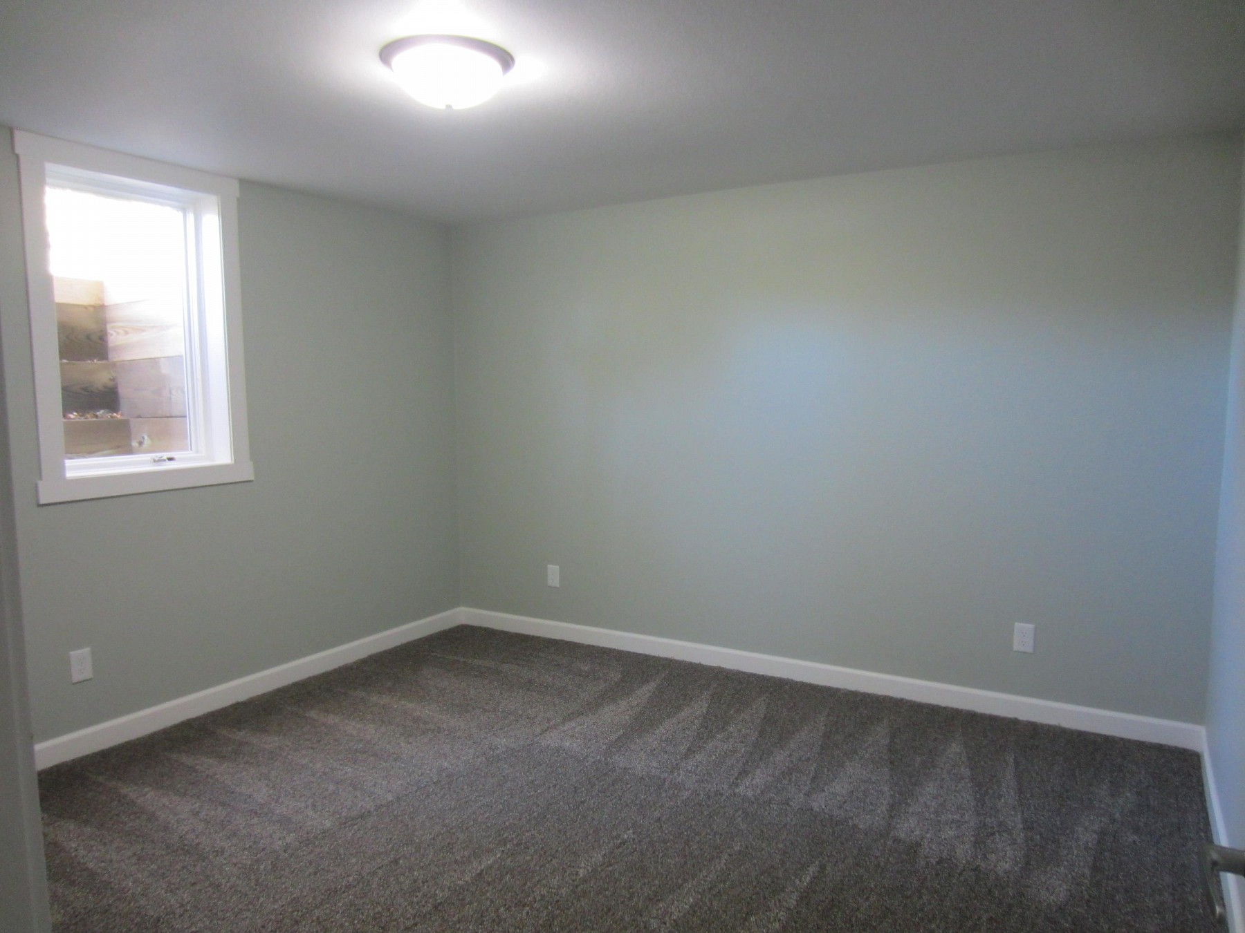 1017 Vine Street, Brookings, SD 57006