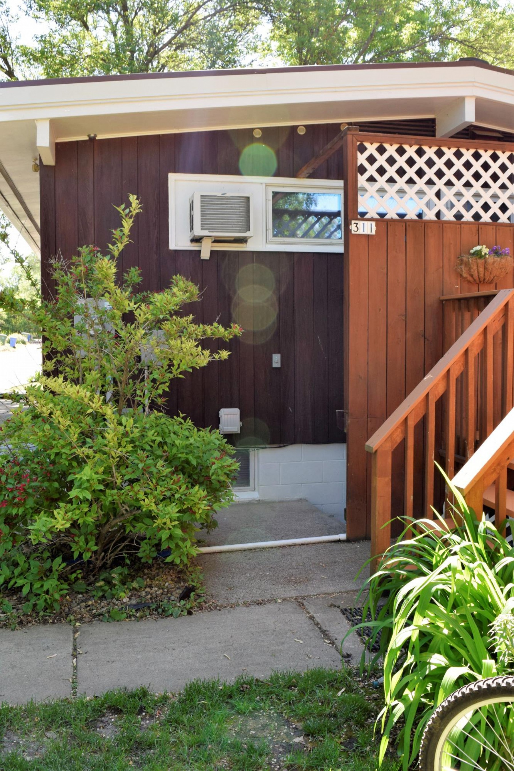 311 11th Avenue, Brookings, SD 57006