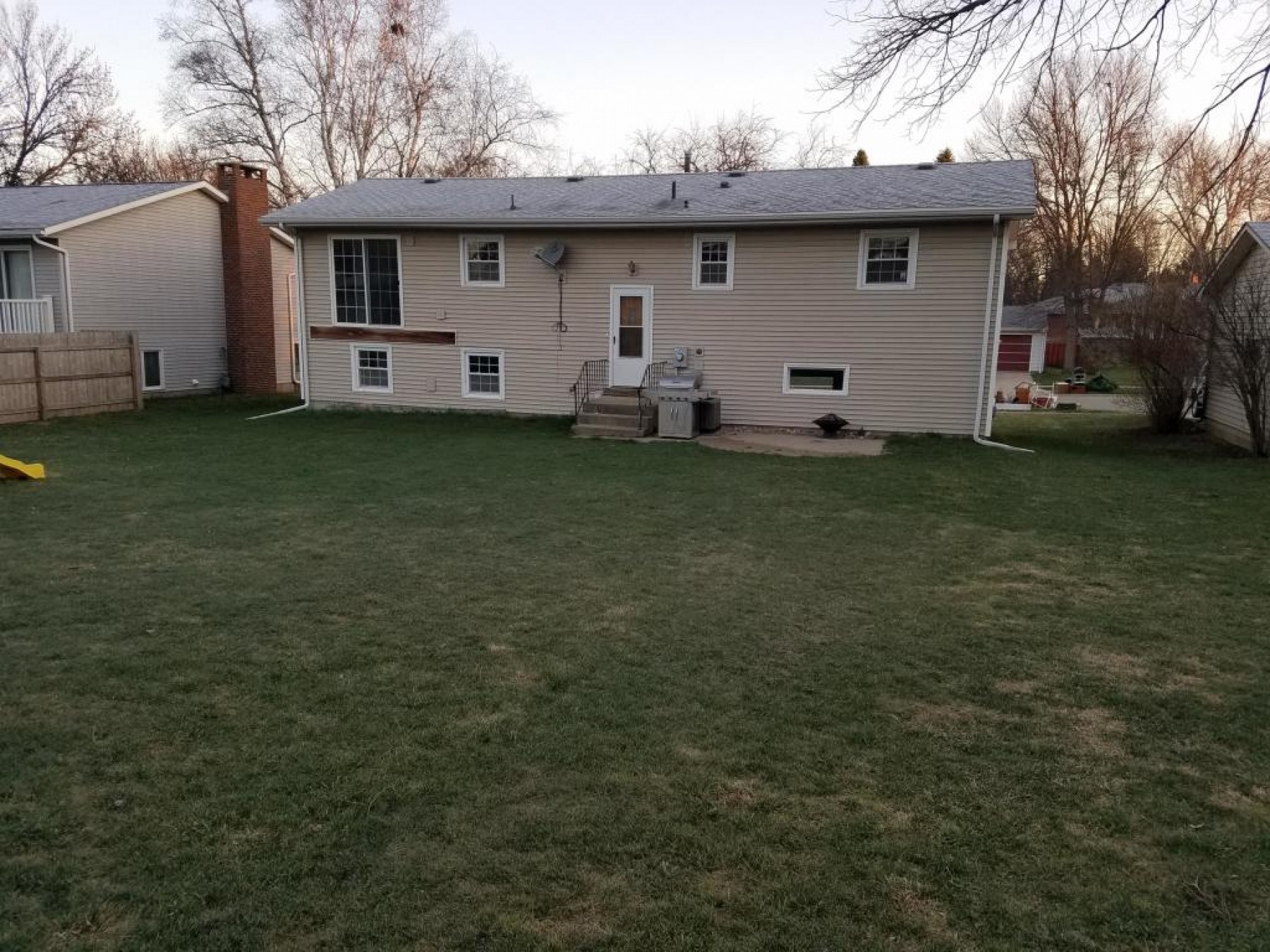 2018 Morningside Drive, Brookings, SD 57006