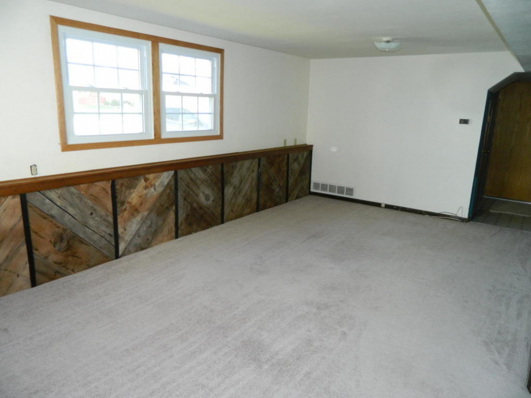 2018 Morningside Drive, Brookings, SD 57006