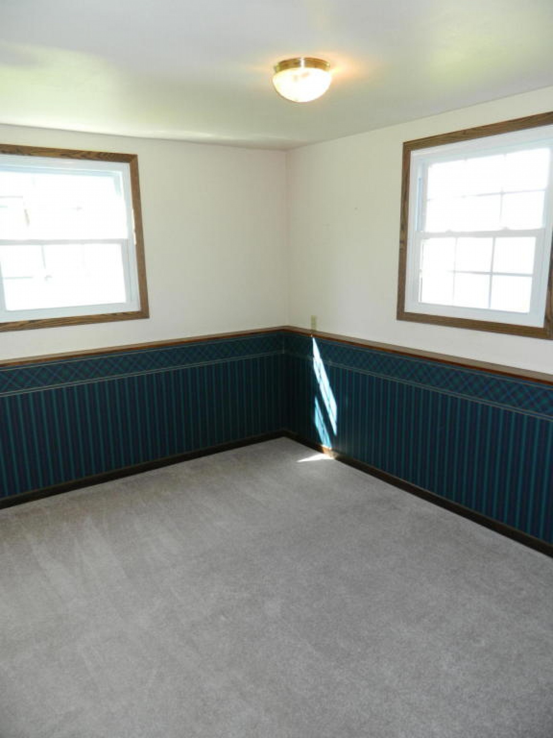 2018 Morningside Drive, Brookings, SD 57006