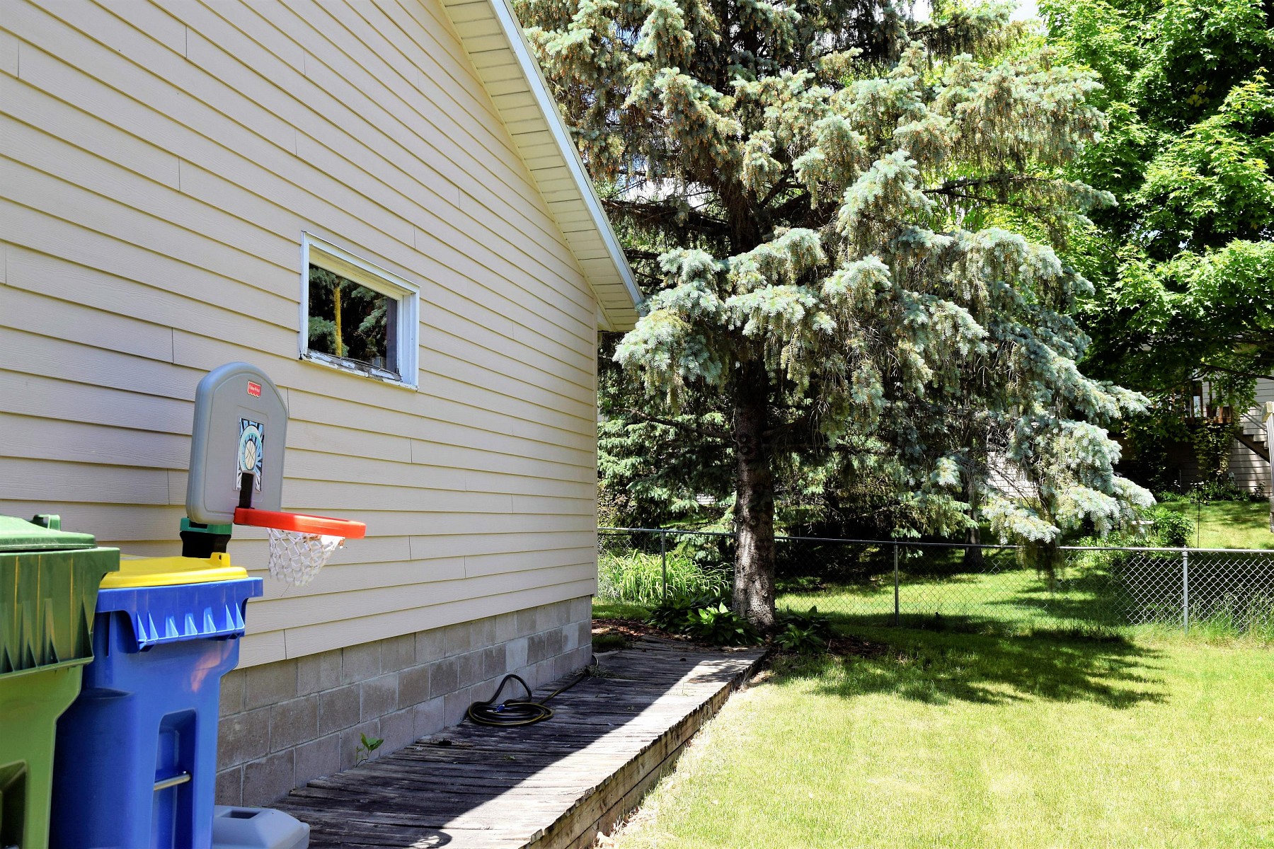 1123 Squire Court, Brookings, SD 57006