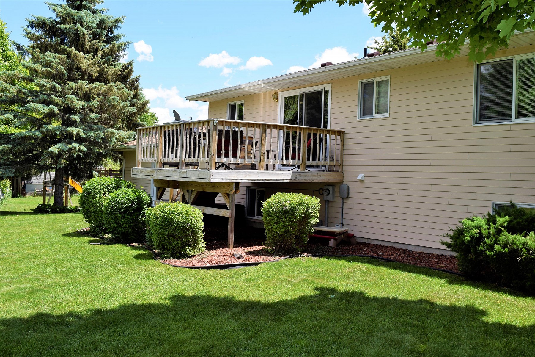 1123 Squire Court, Brookings, SD 57006