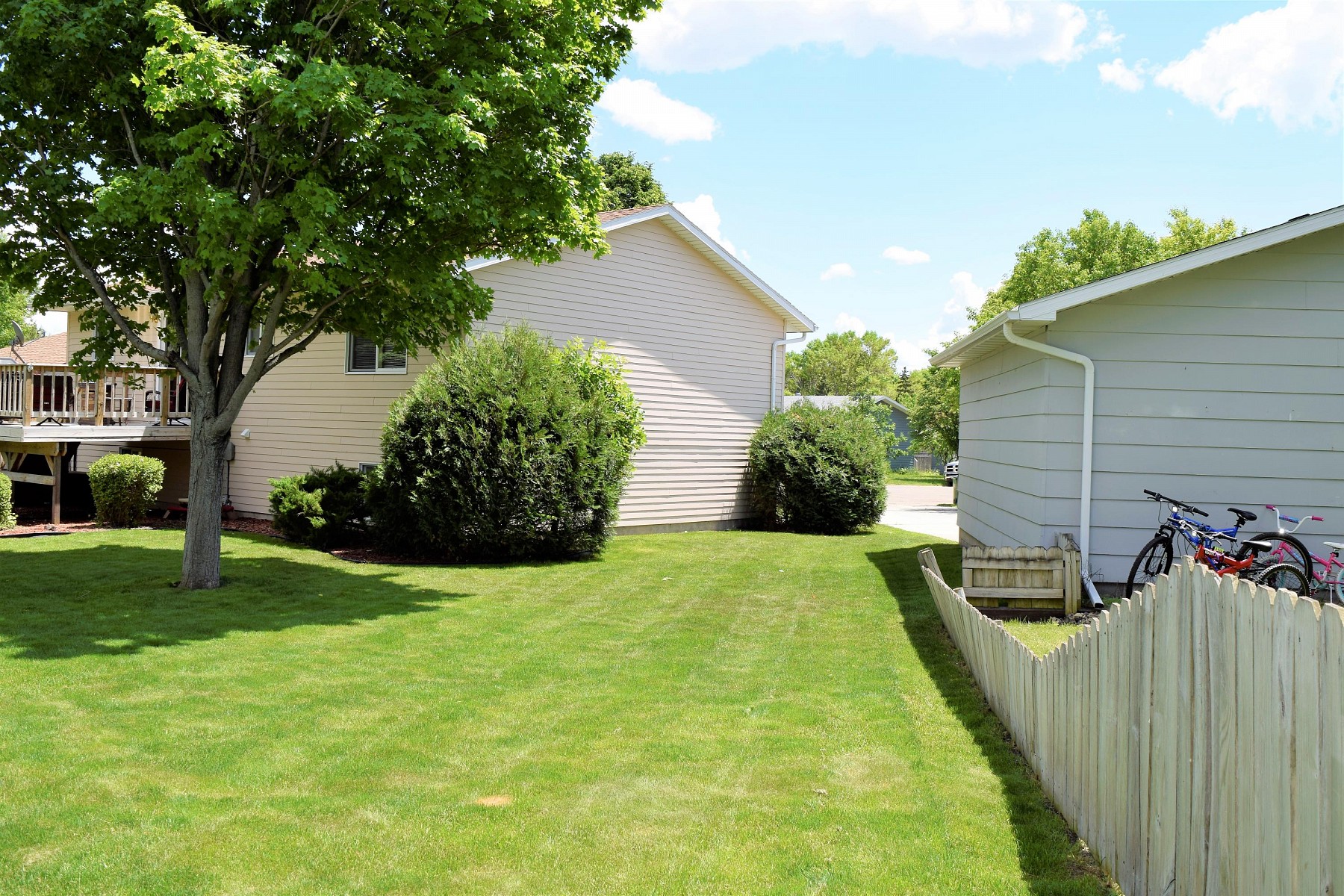 1123 Squire Court, Brookings, SD 57006