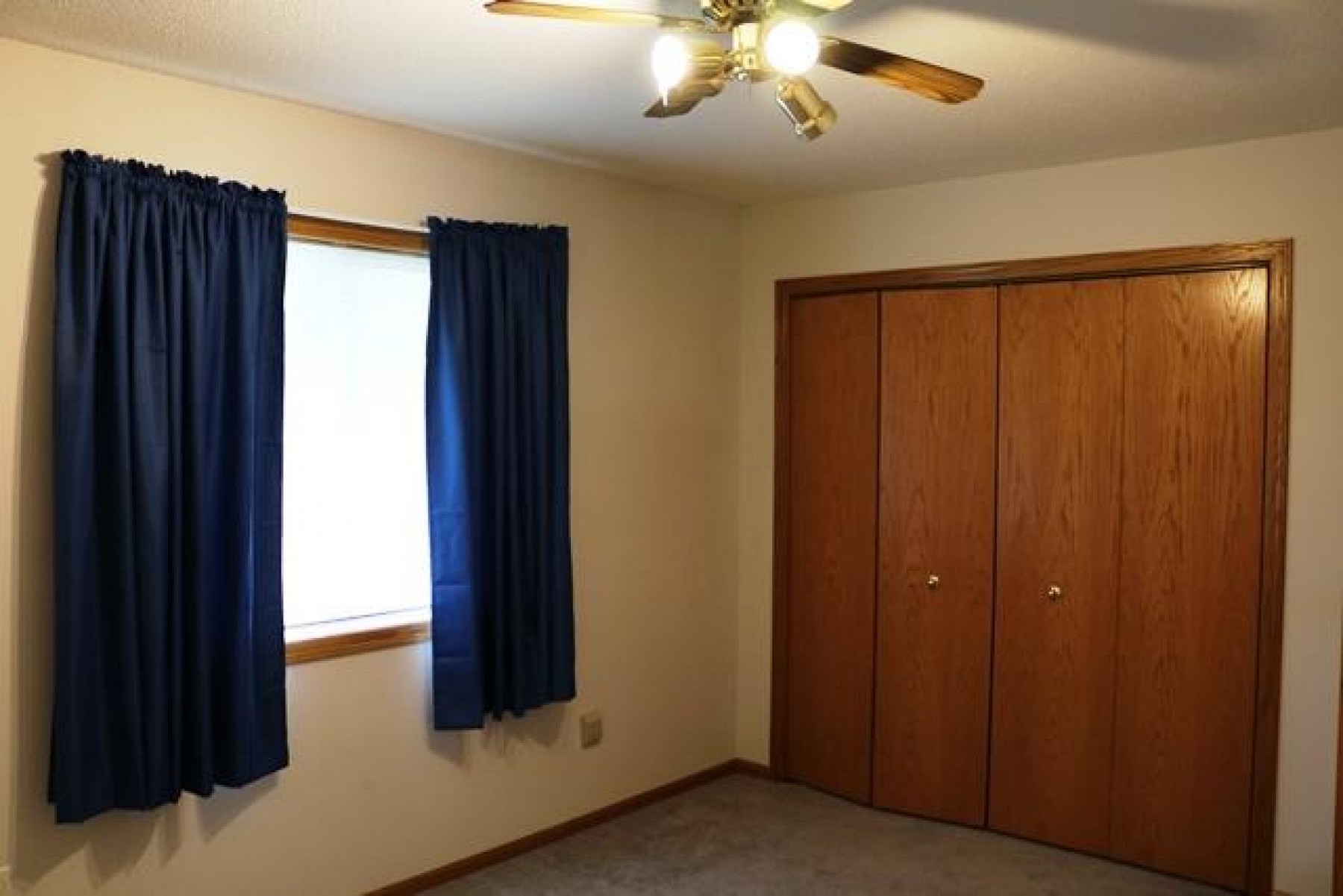 1516 17th Avenue S, Brookings, SD 57006