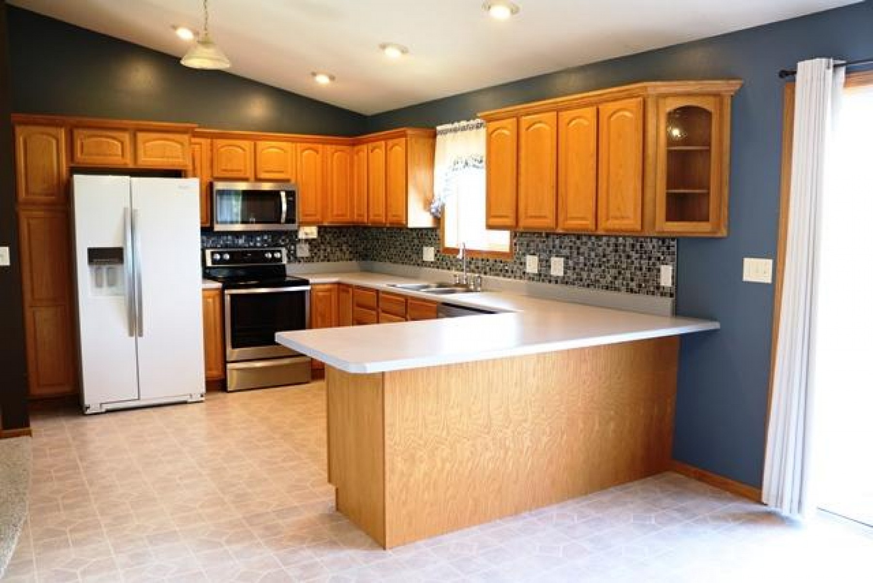 1516 17th Avenue S, Brookings, SD 57006