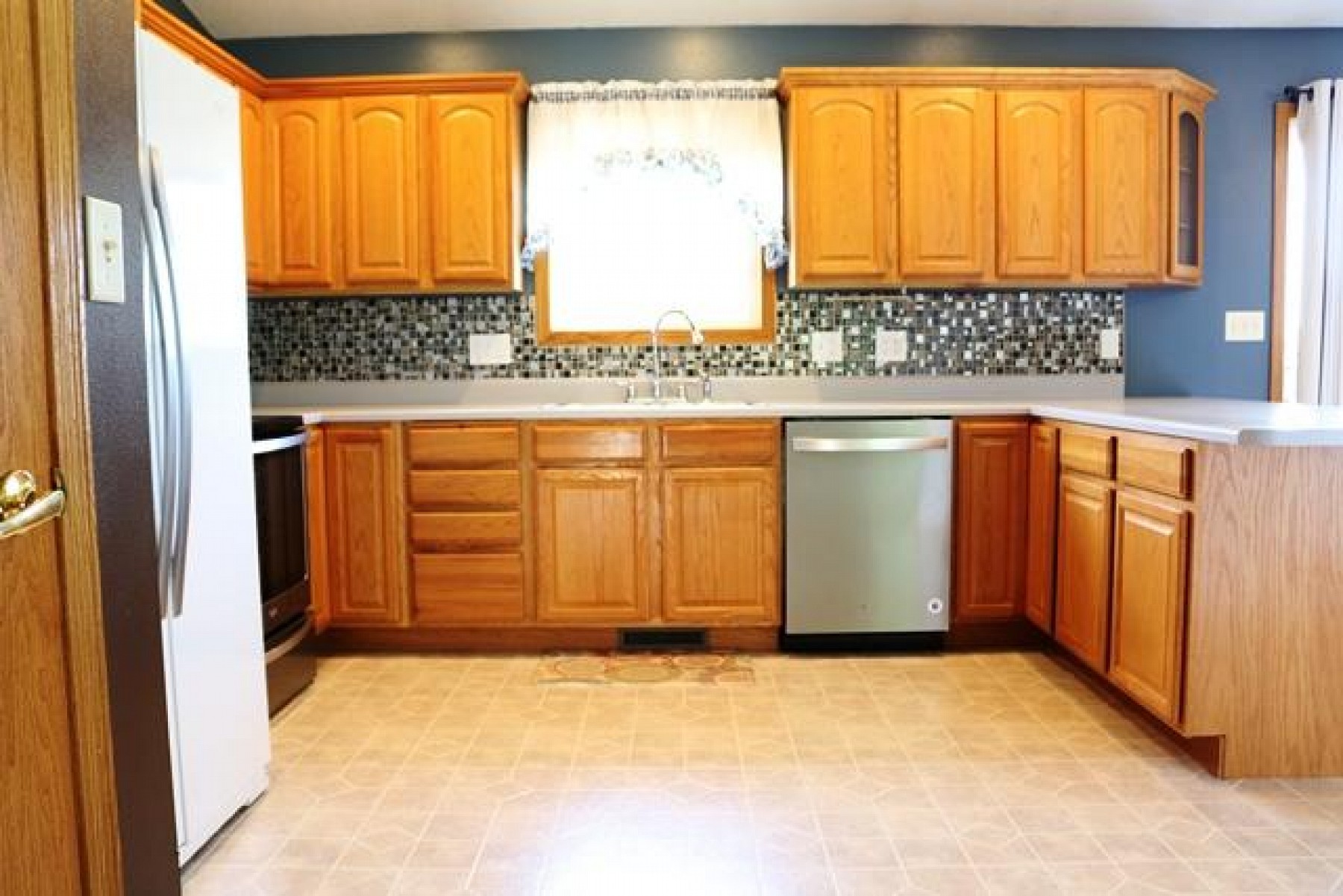 1516 17th Avenue S, Brookings, SD 57006