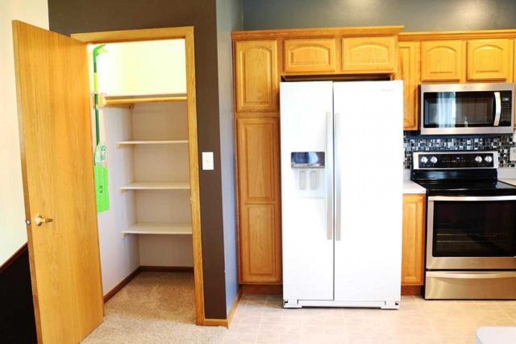 1516 17th Avenue S, Brookings, SD 57006