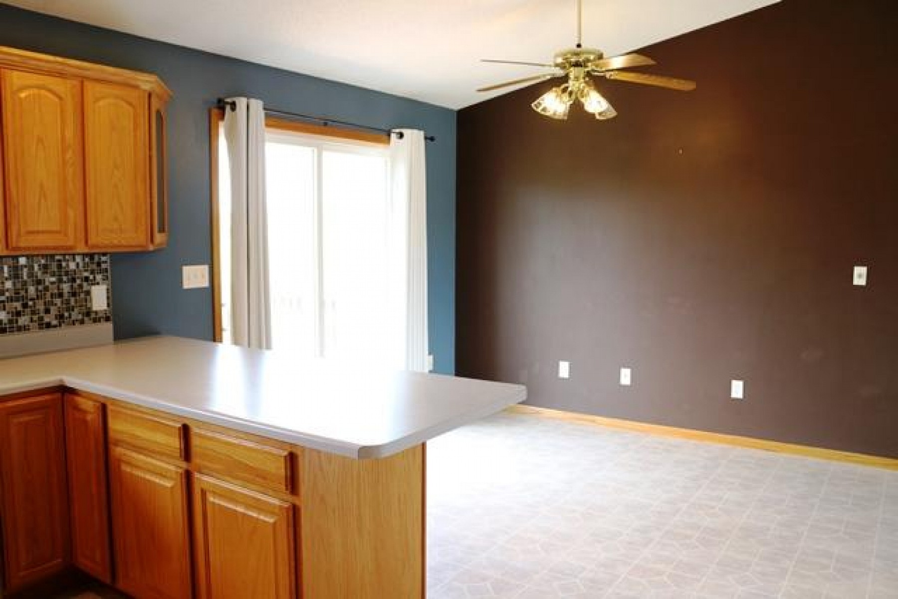 1516 17th Avenue S, Brookings, SD 57006