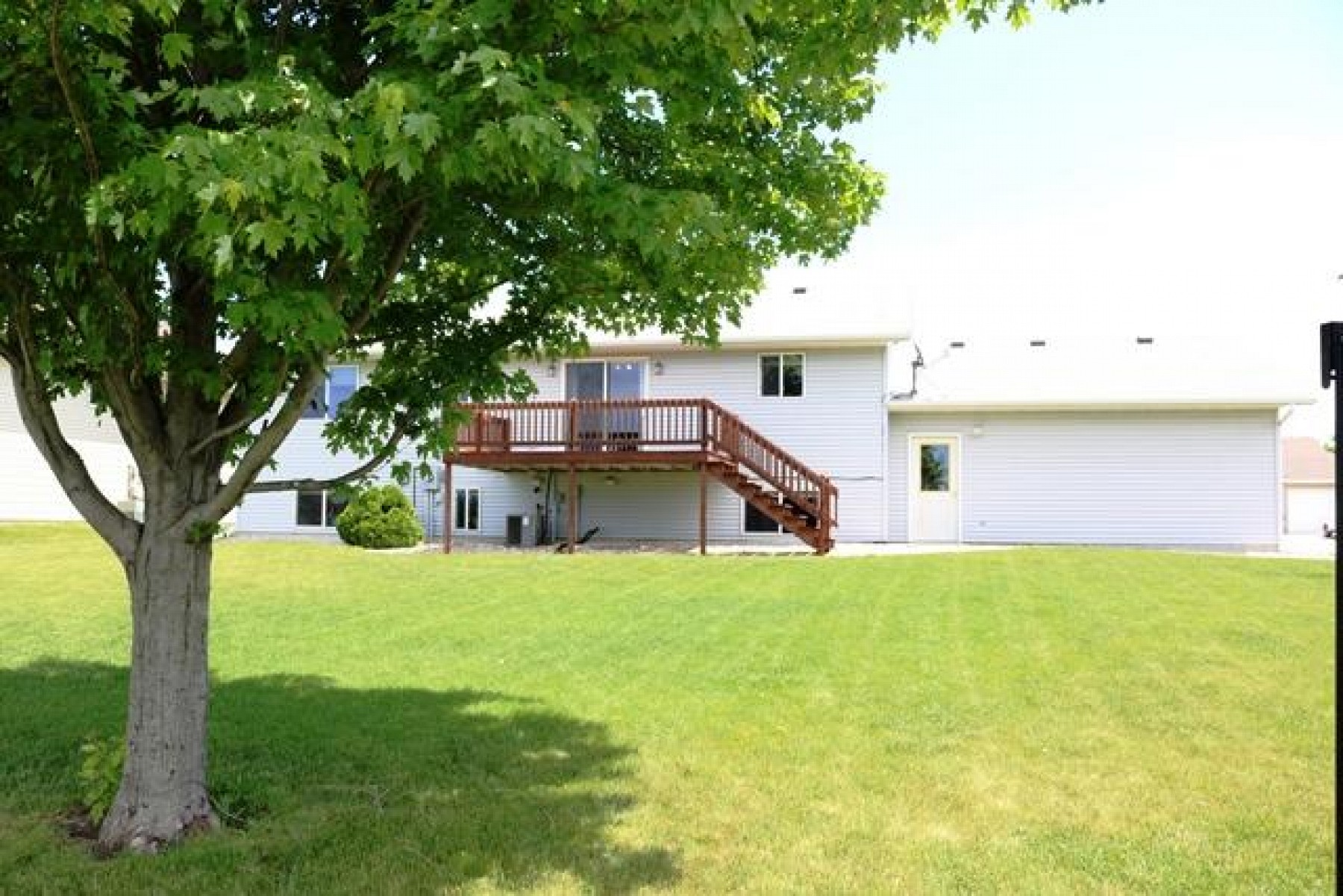 1516 17th Avenue S, Brookings, SD 57006