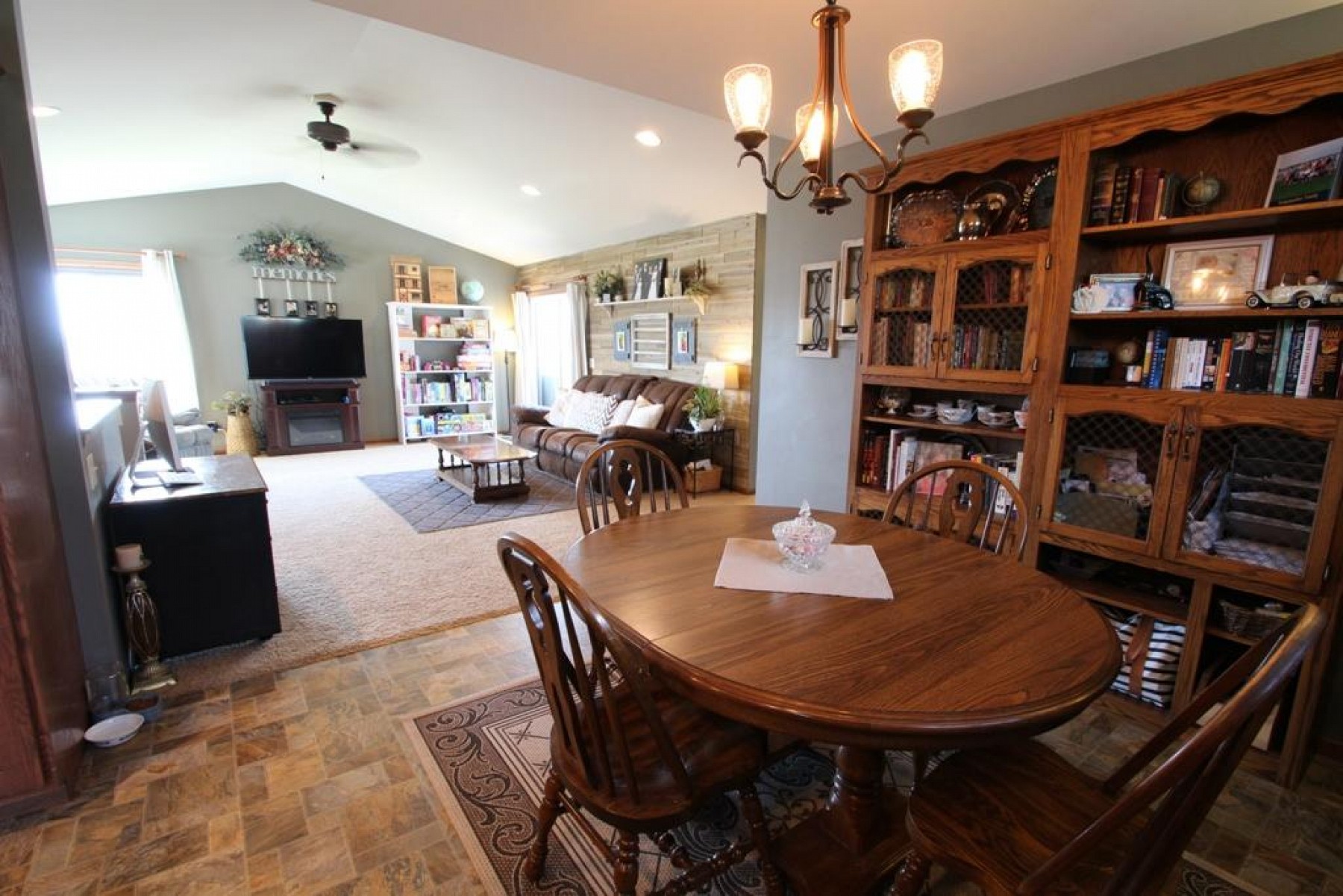 726 Sonoma Valley Street, Brookings, SD 57006