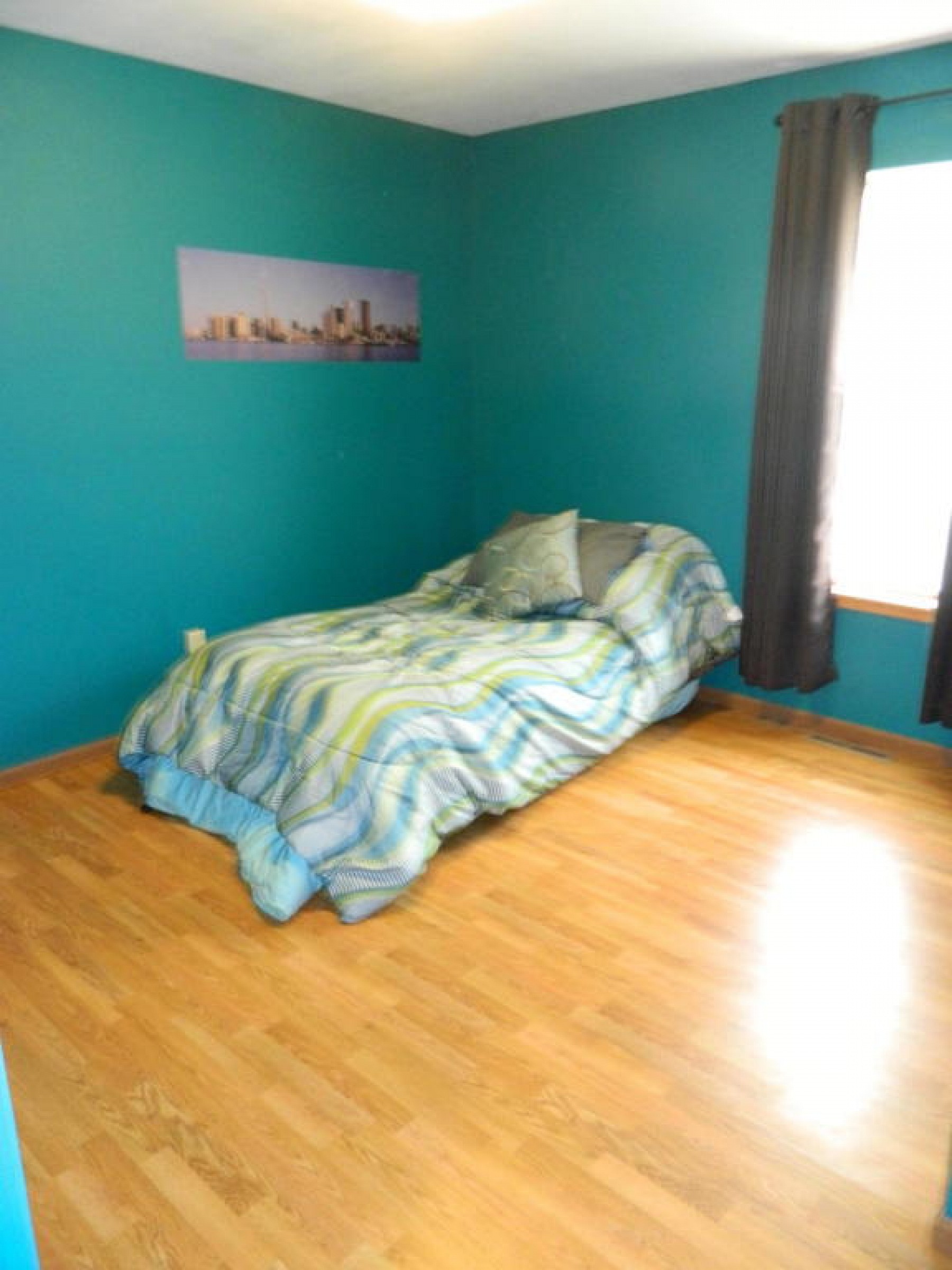 119 Twin Oaks Lane, Brookings, SD 57006