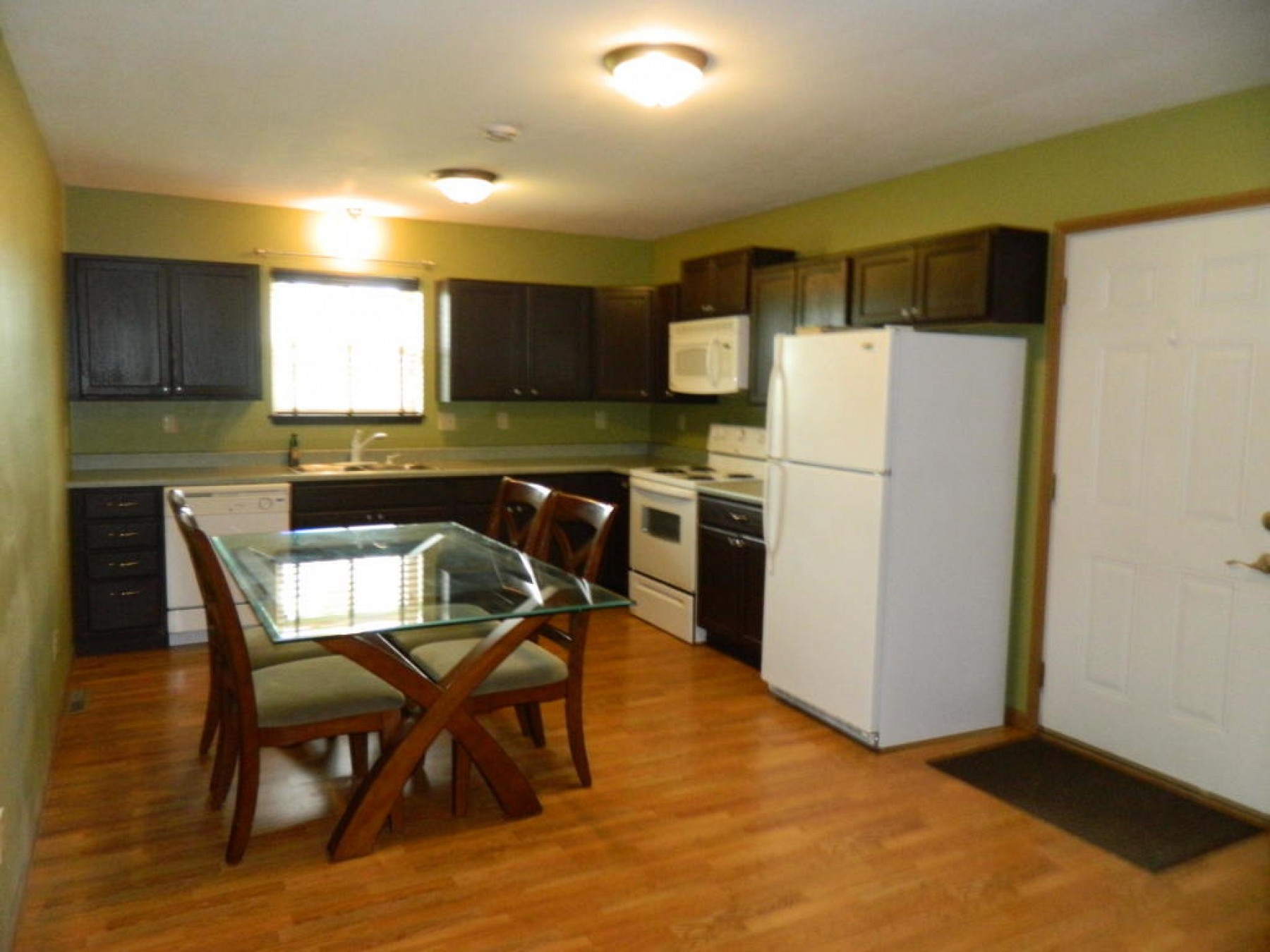 119 Twin Oaks Lane, Brookings, SD 57006