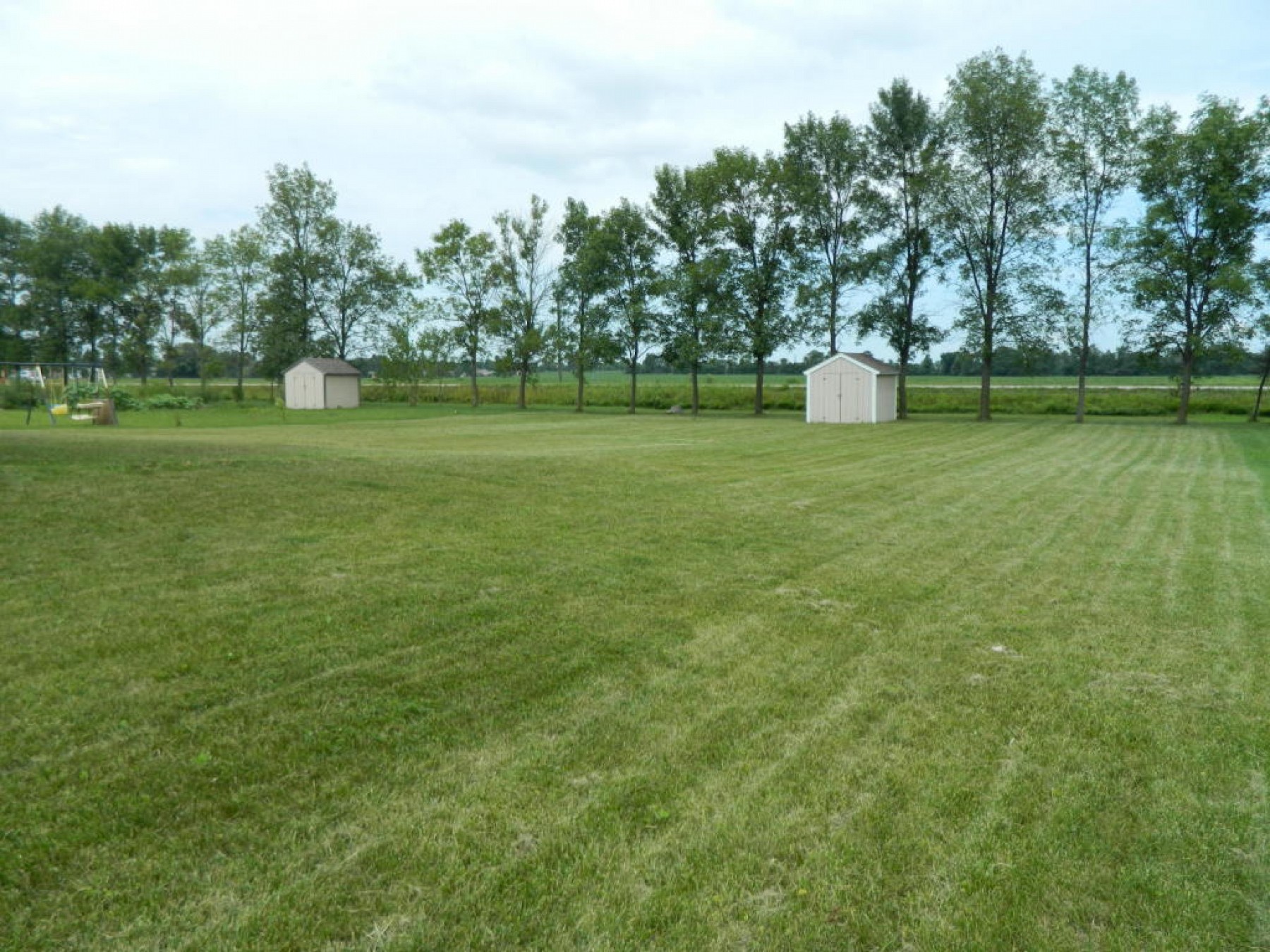 119 Twin Oaks Lane, Brookings, SD 57006