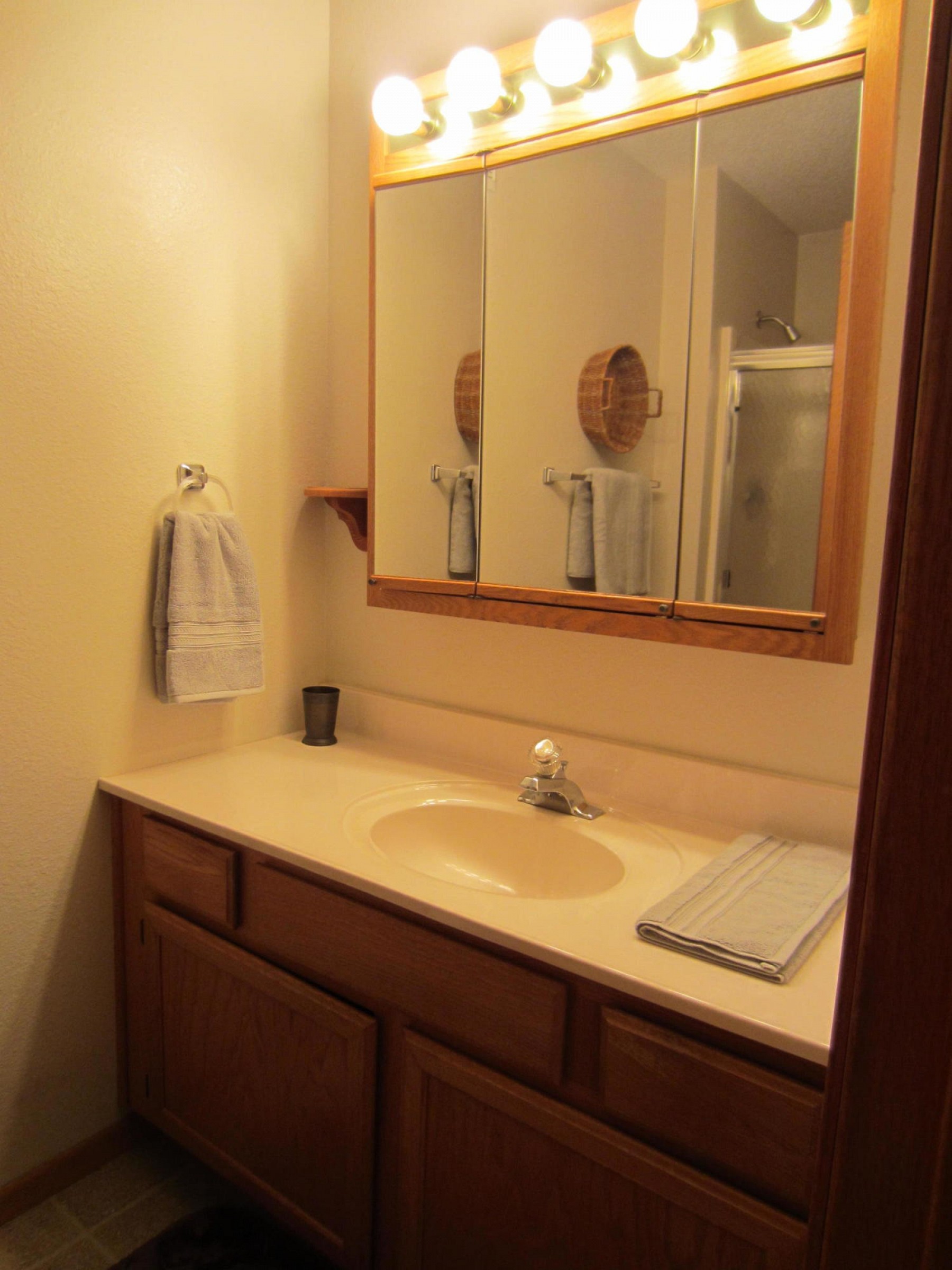 808 Christine Avenue, Brookings, SD 57006