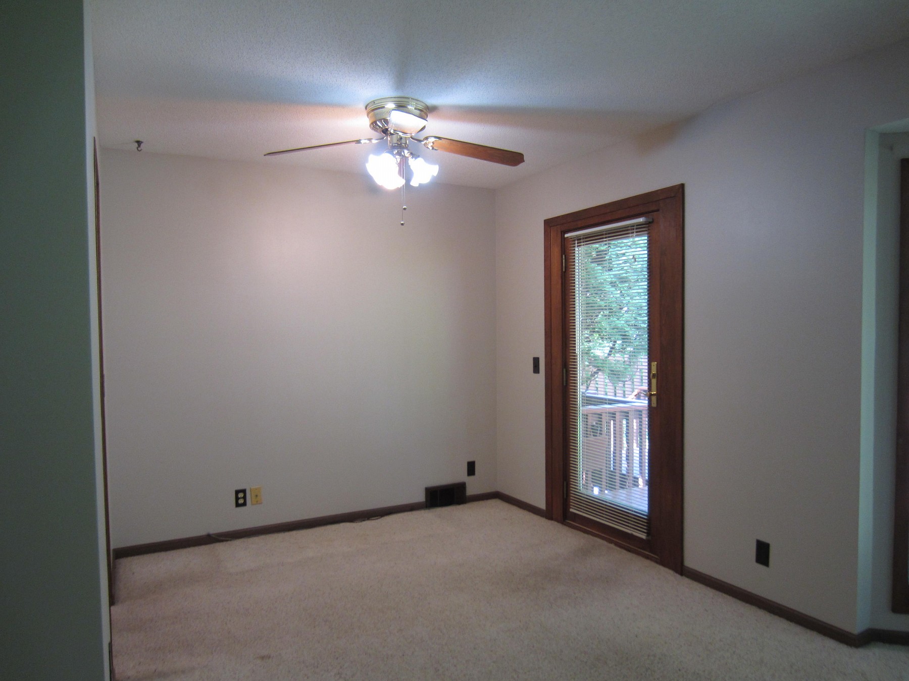 209 14th Avenue, Brookings, SD 57006