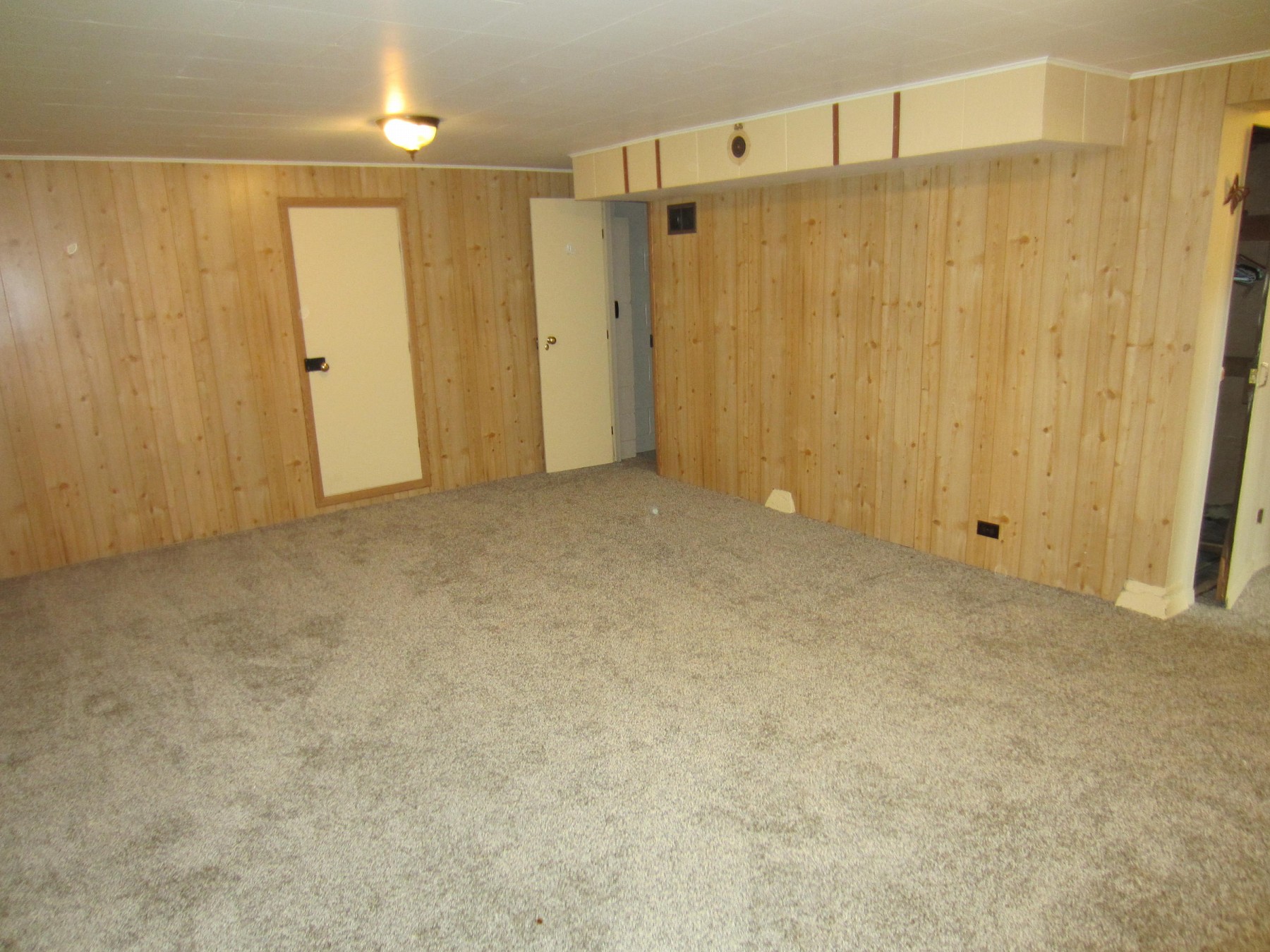 209 14th Avenue, Brookings, SD 57006