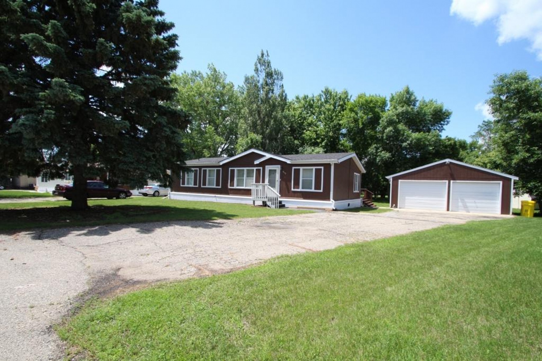 415 Wye Mesa, Brookings, SD 57006