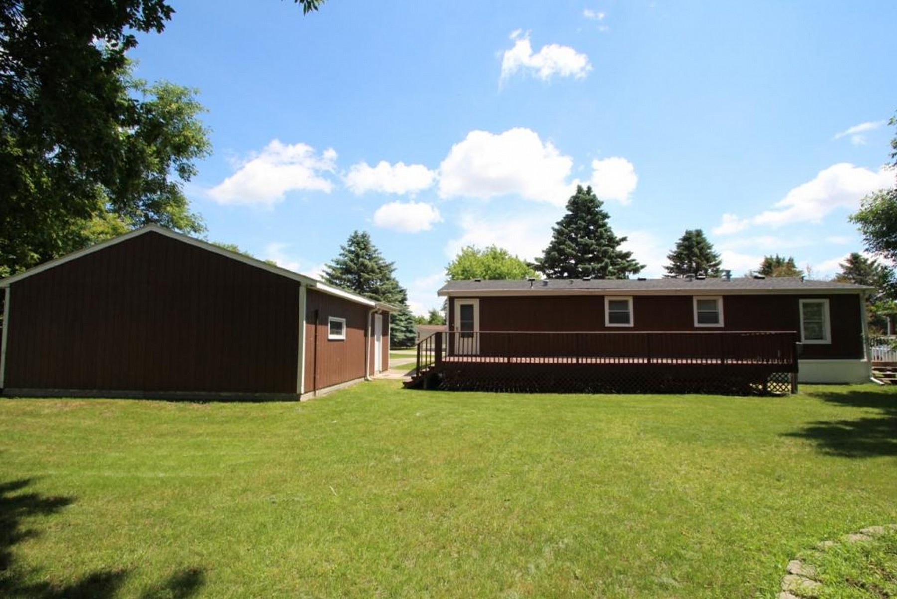 415 Wye Mesa, Brookings, SD 57006